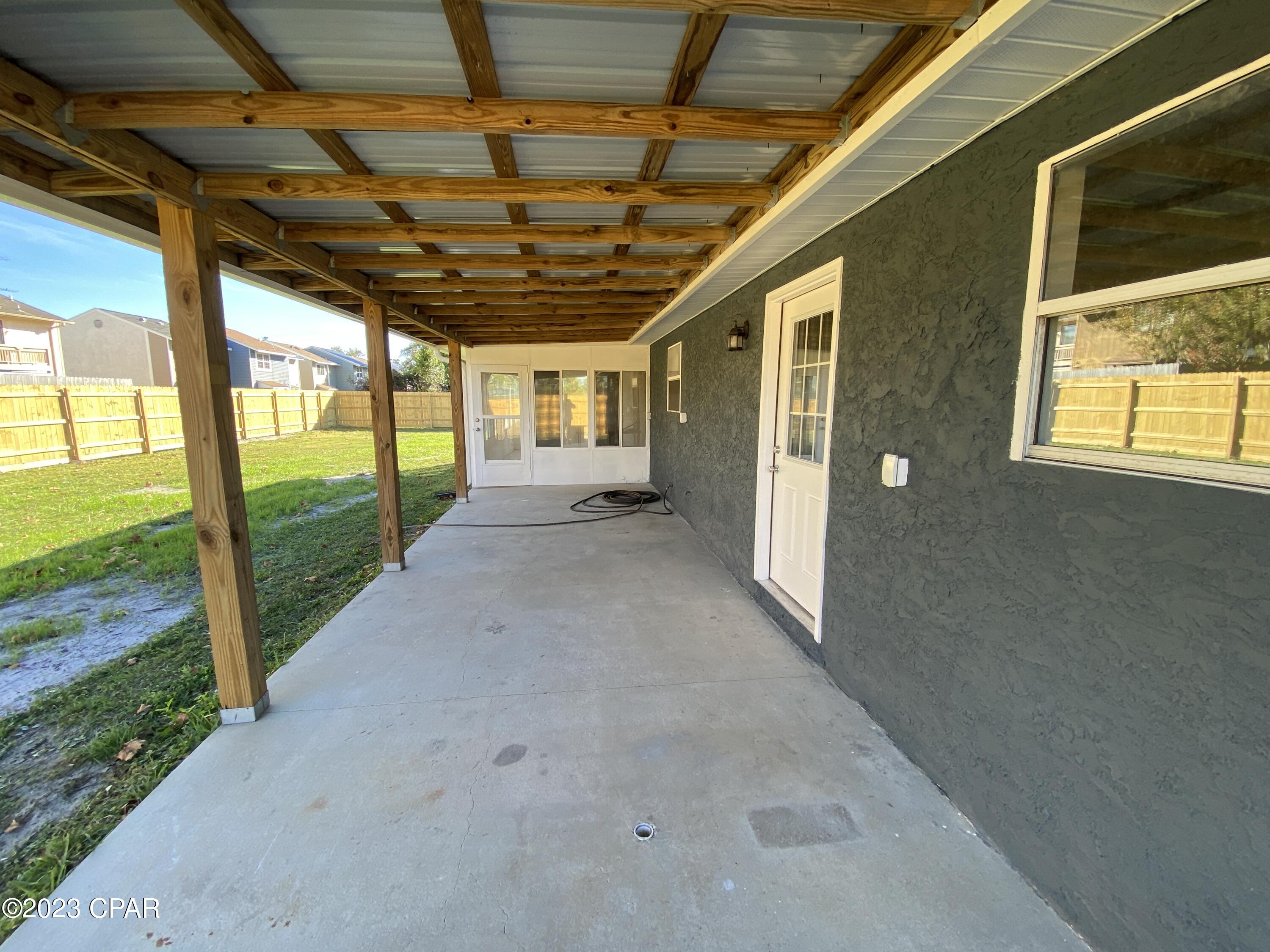 Venetian Villa 2nd Add Replat - Residential Lease