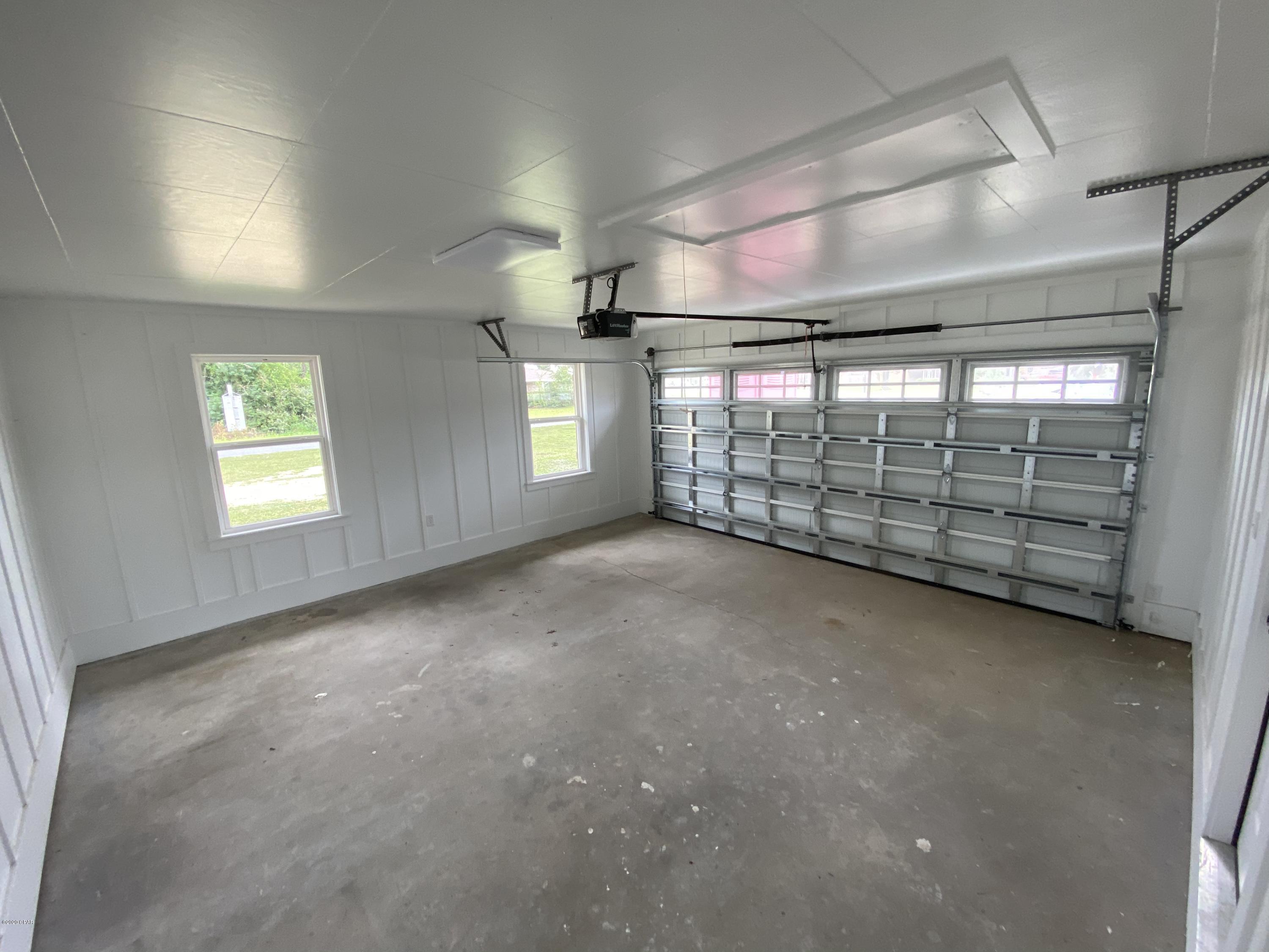 Baywood Shores Est Unit 1 - Residential