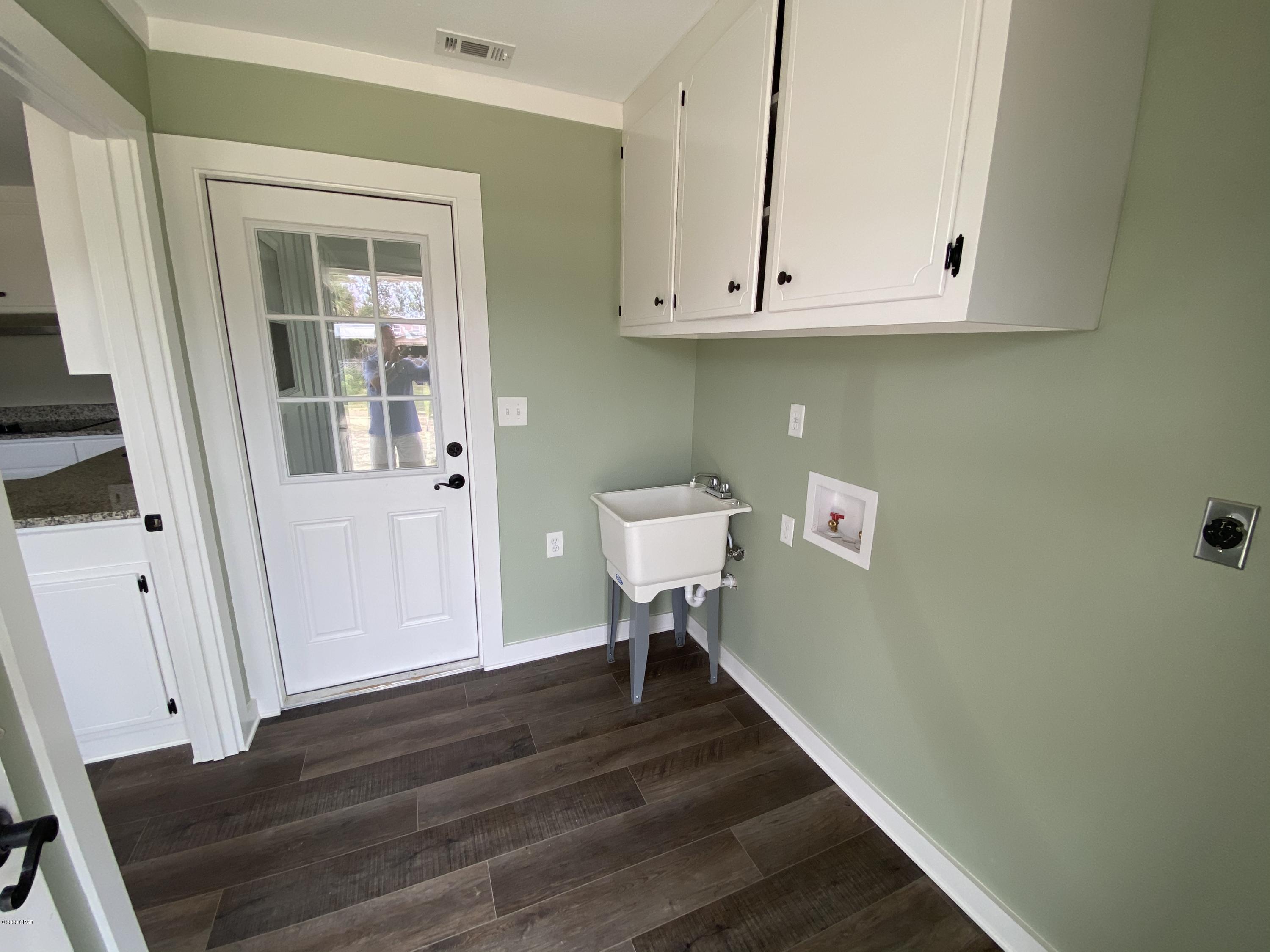 Baywood Shores Est Unit 1 - Residential