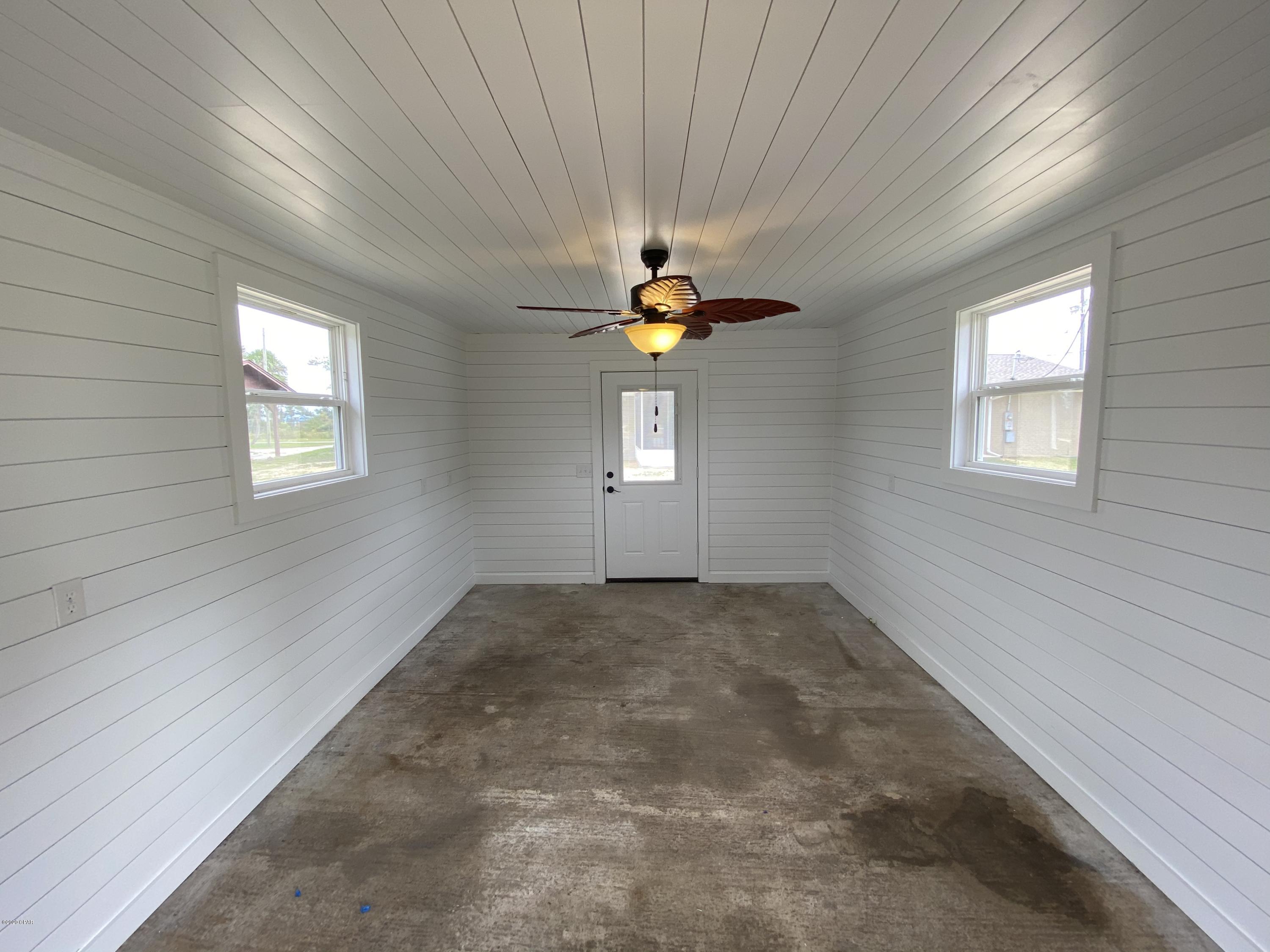 Baywood Shores Est Unit 1 - Residential