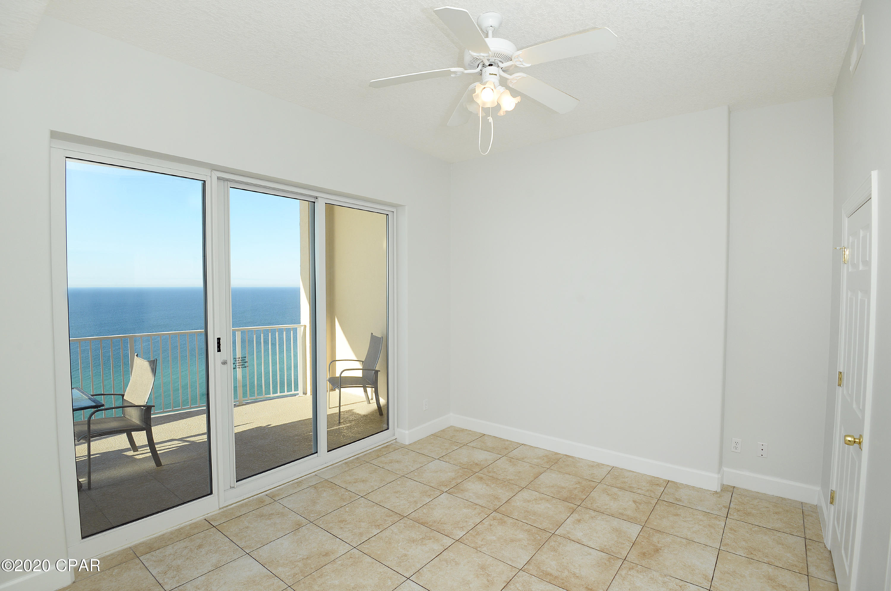 Ocean Villa - Residential