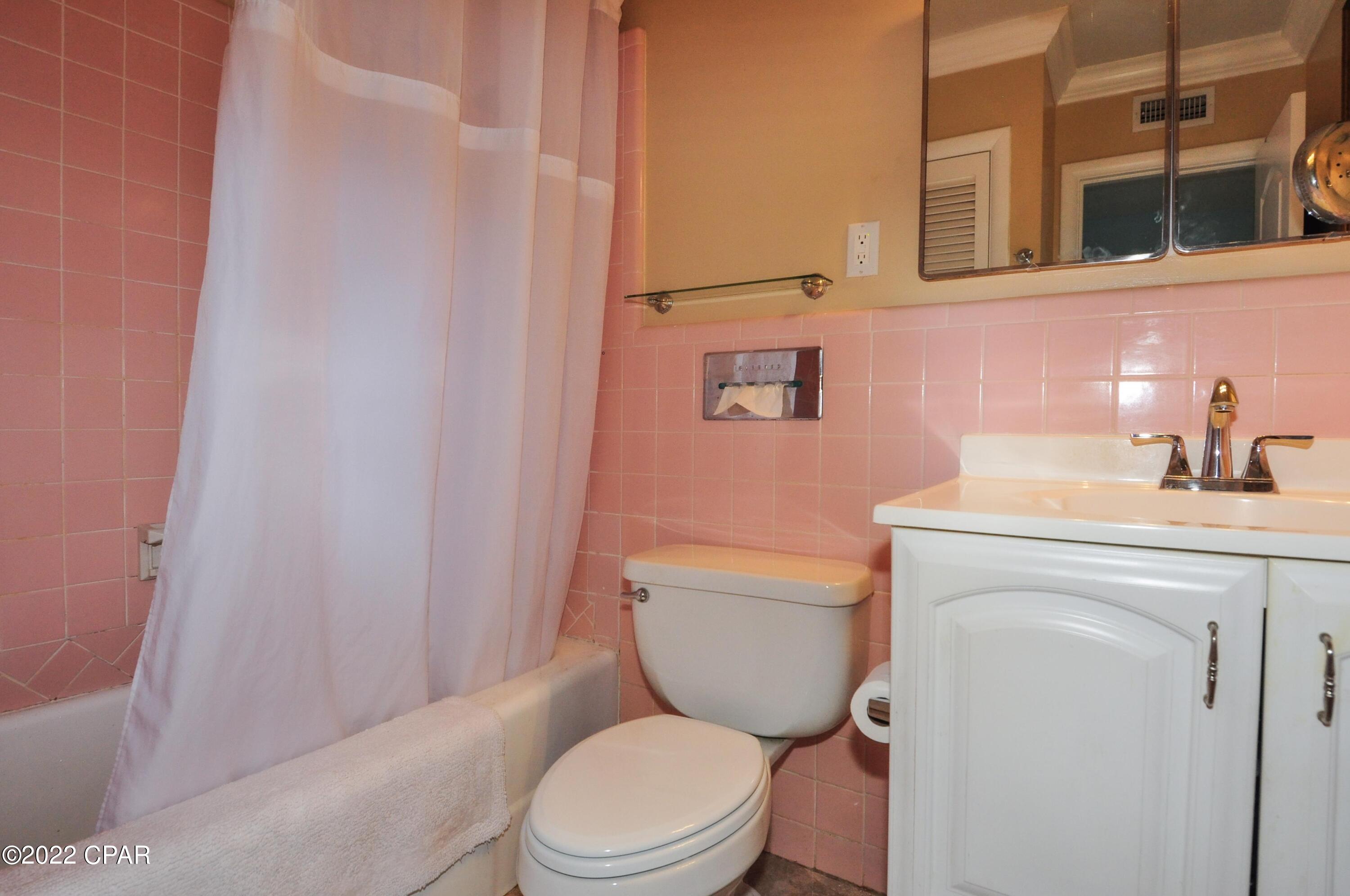 Woodlawn Unit 1 - Residential