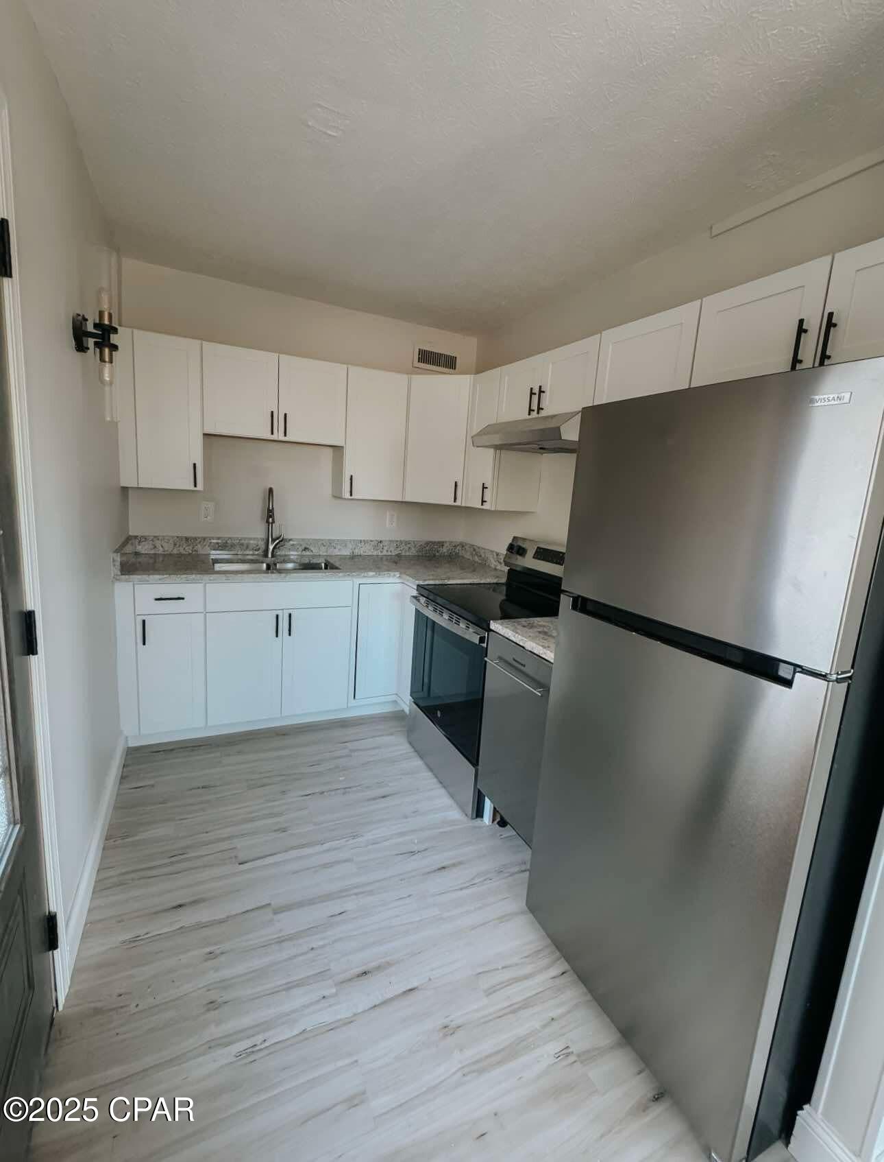 [No Recorded Subdiv] - Residential Lease