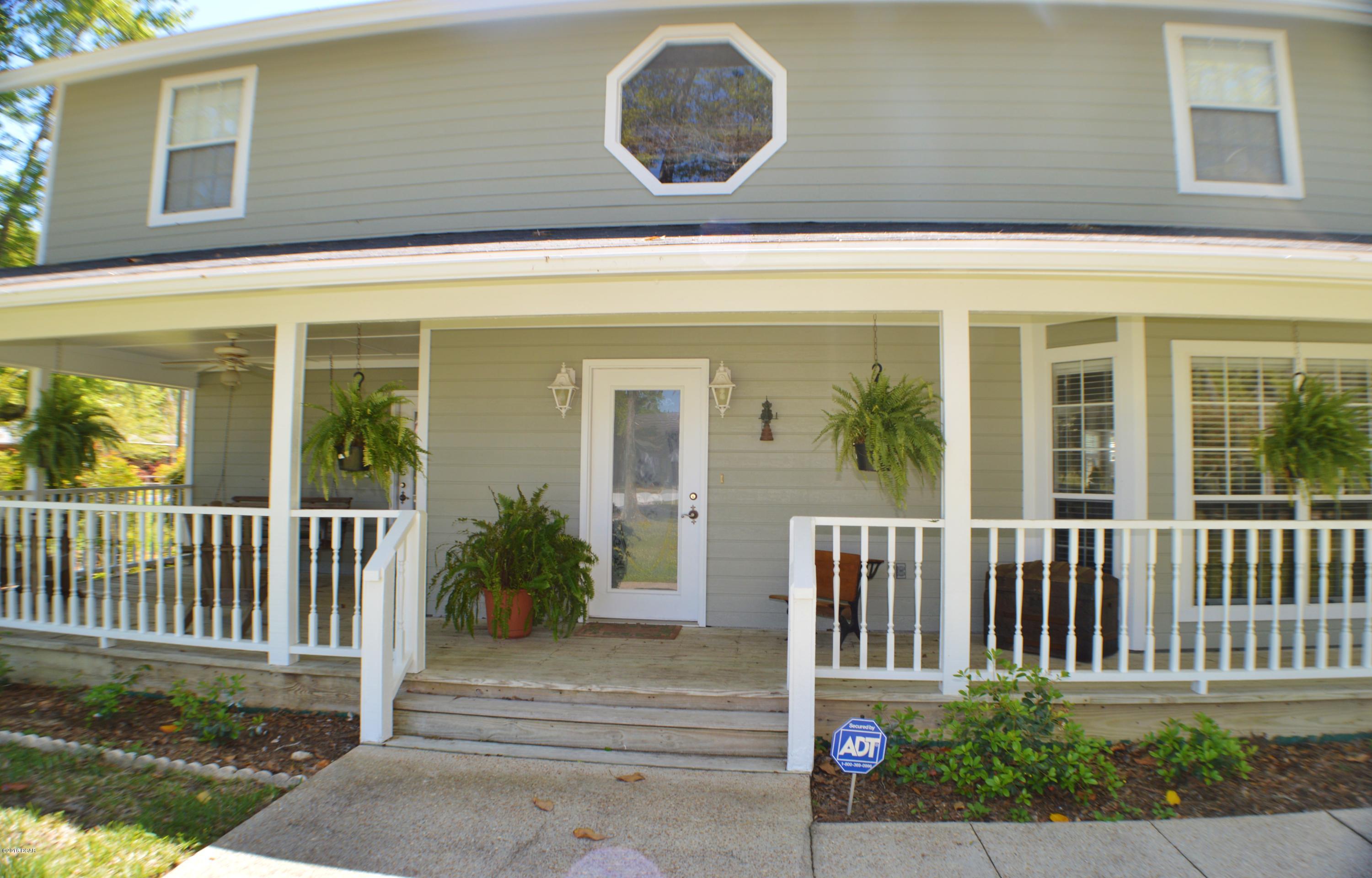 Bay Park Manor - Residential