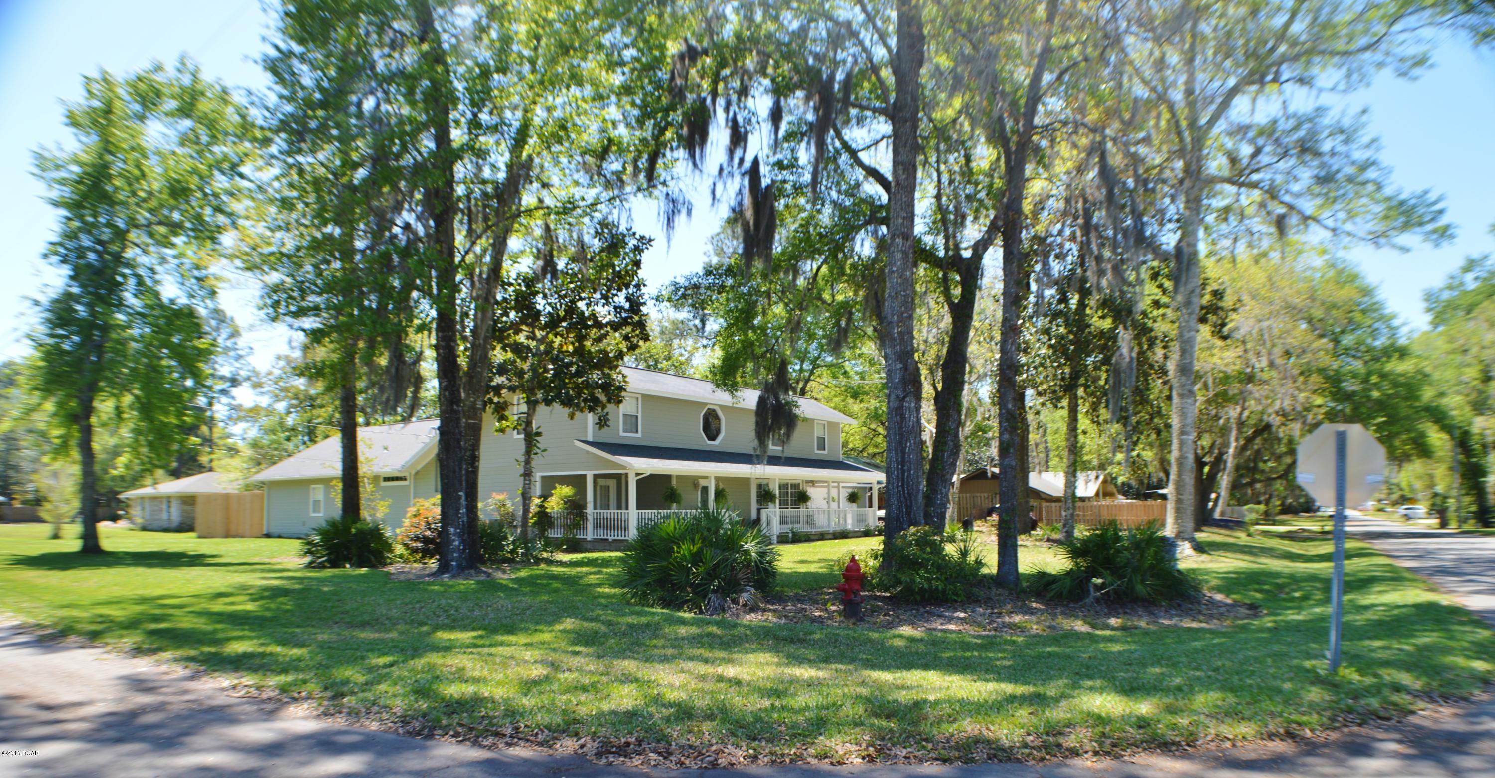 Bay Park Manor - Residential