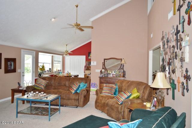 Bay Park Manor - Residential