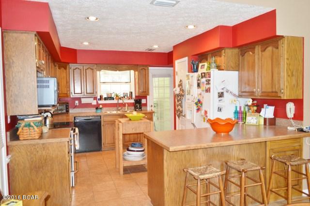 Bay Park Manor - Residential