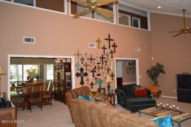 Bay Park Manor - Residential