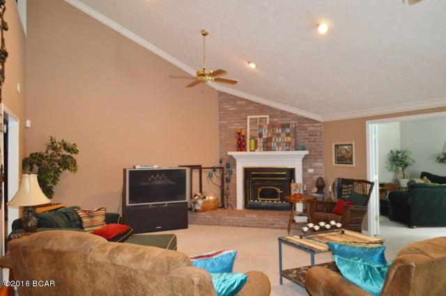 Bay Park Manor - Residential