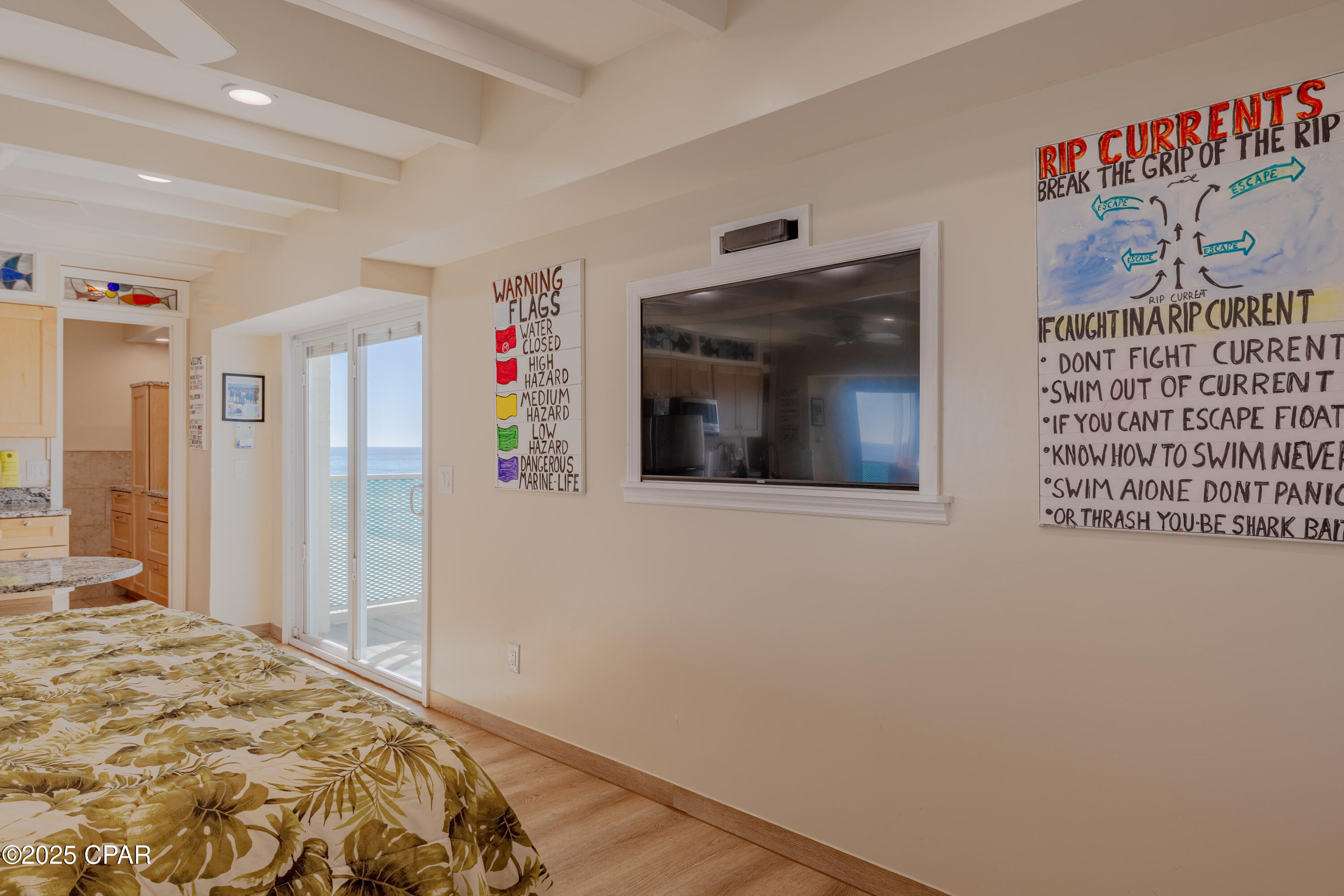 Fontainebleau Terrace - Residential