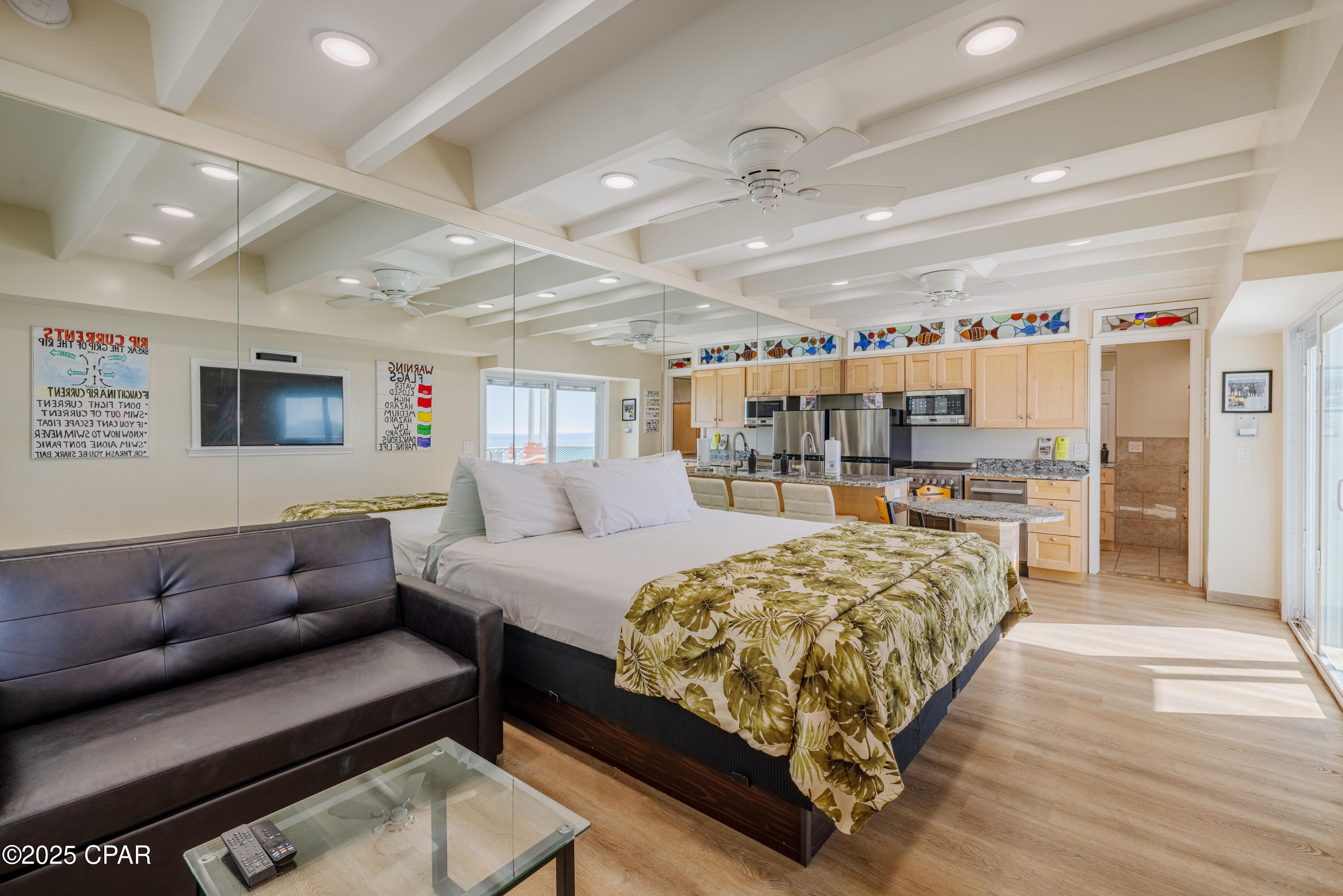 Fontainebleau Terrace - Residential