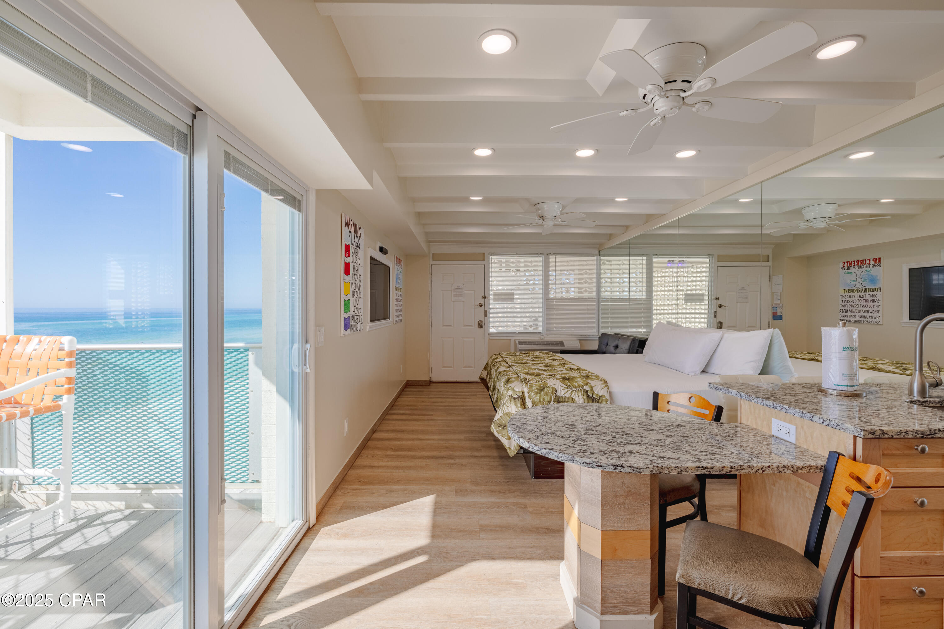 Fontainebleau Terrace - Residential