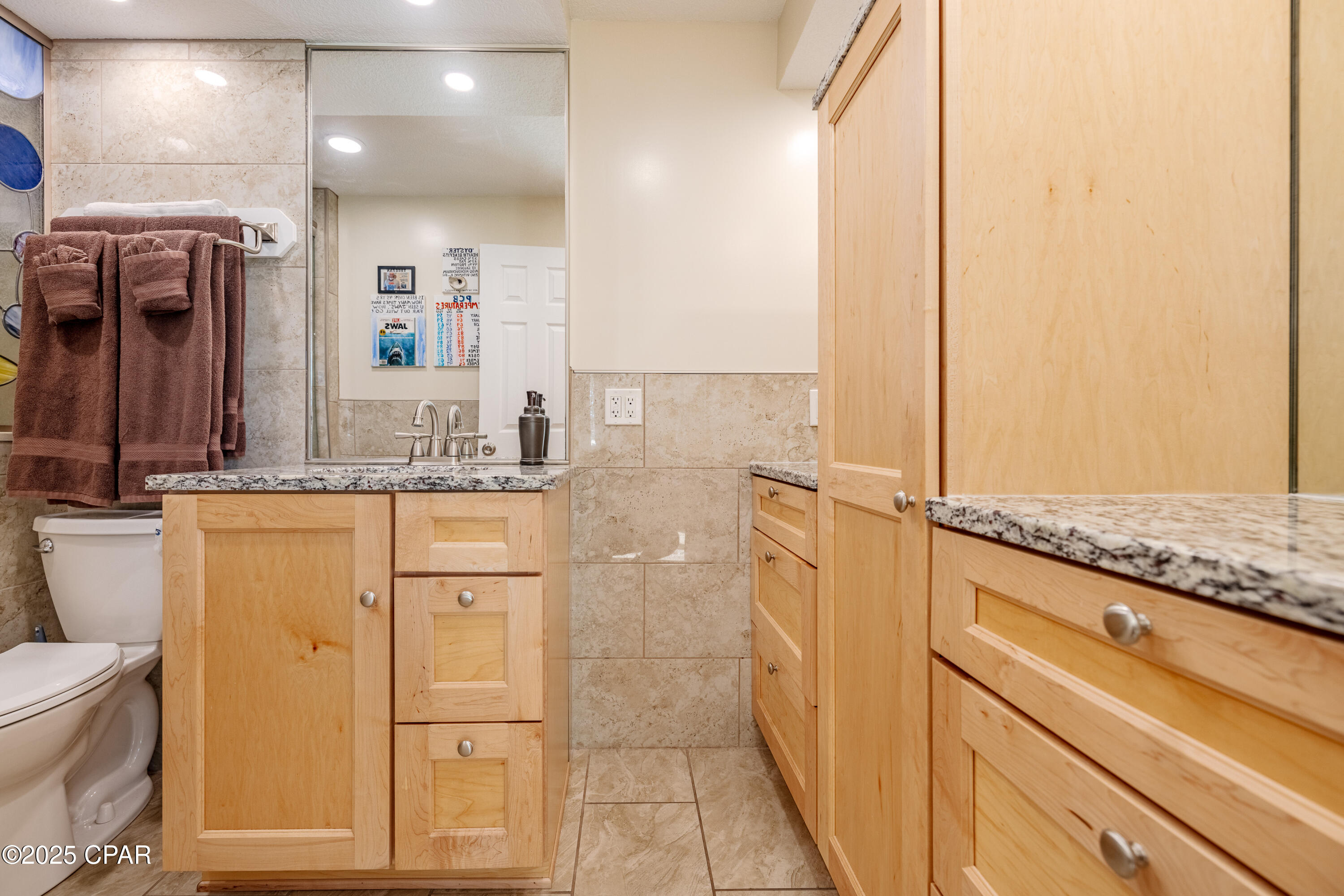 Fontainebleau Terrace - Residential