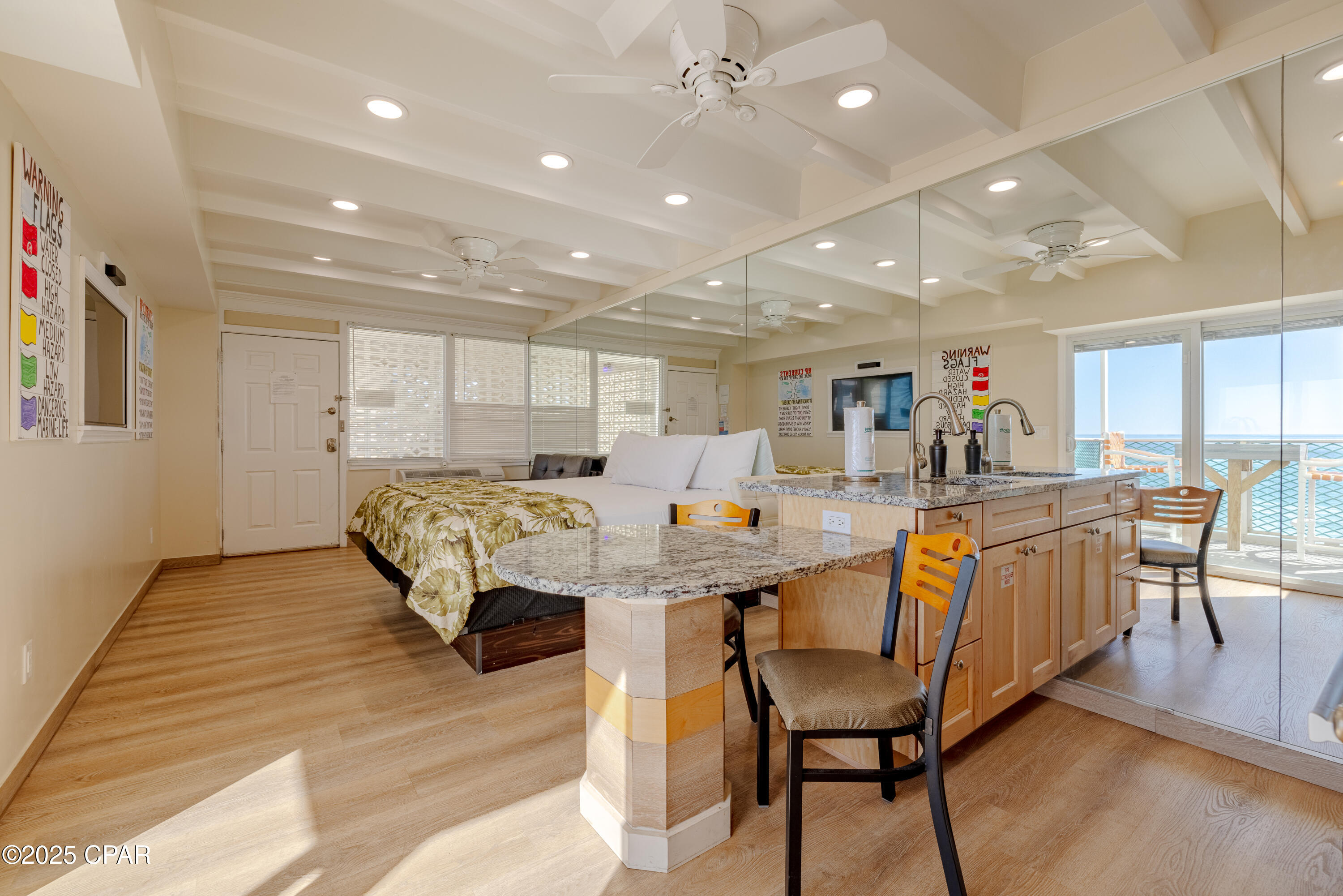 Fontainebleau Terrace - Residential