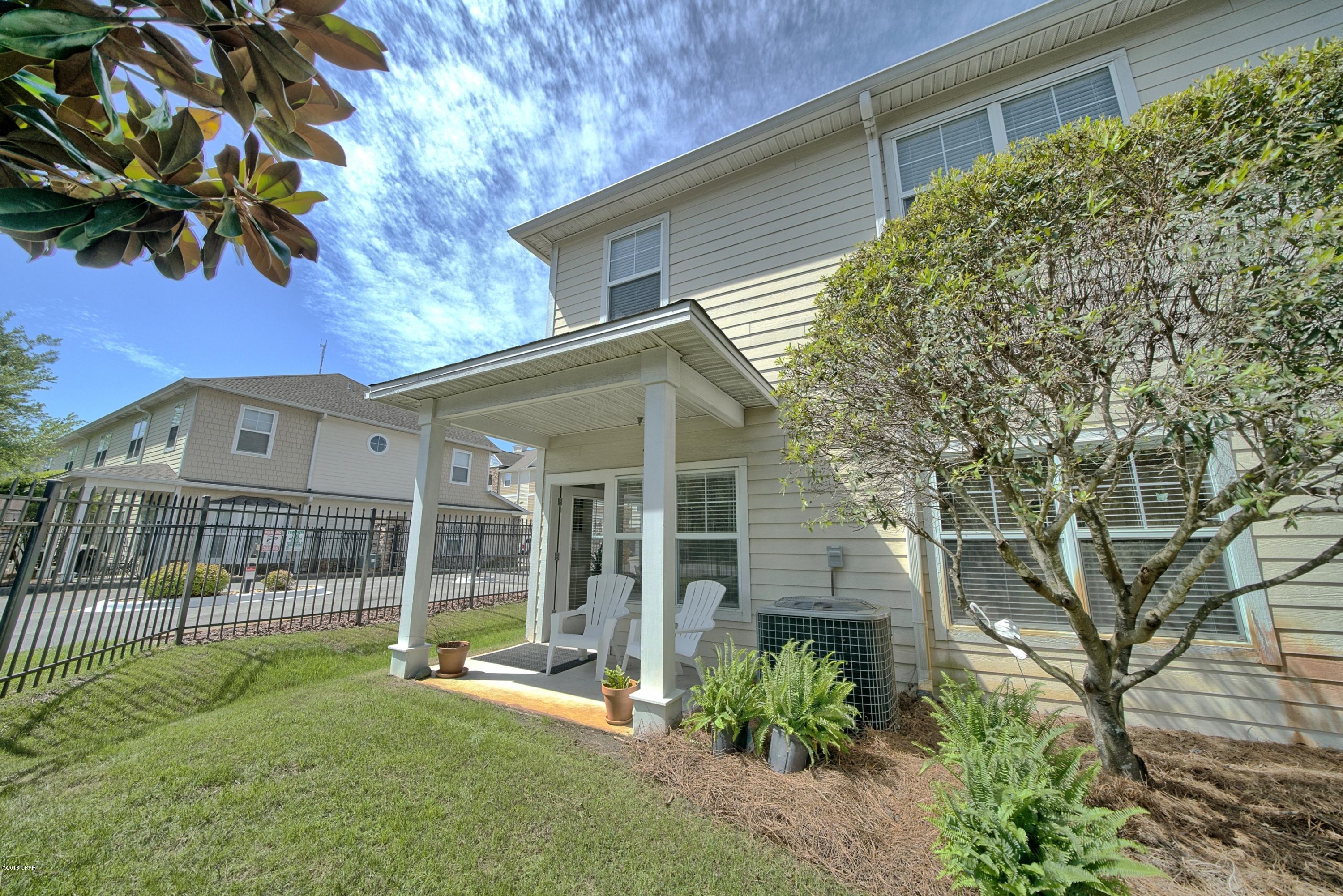 Villas At Suncrest - Residential