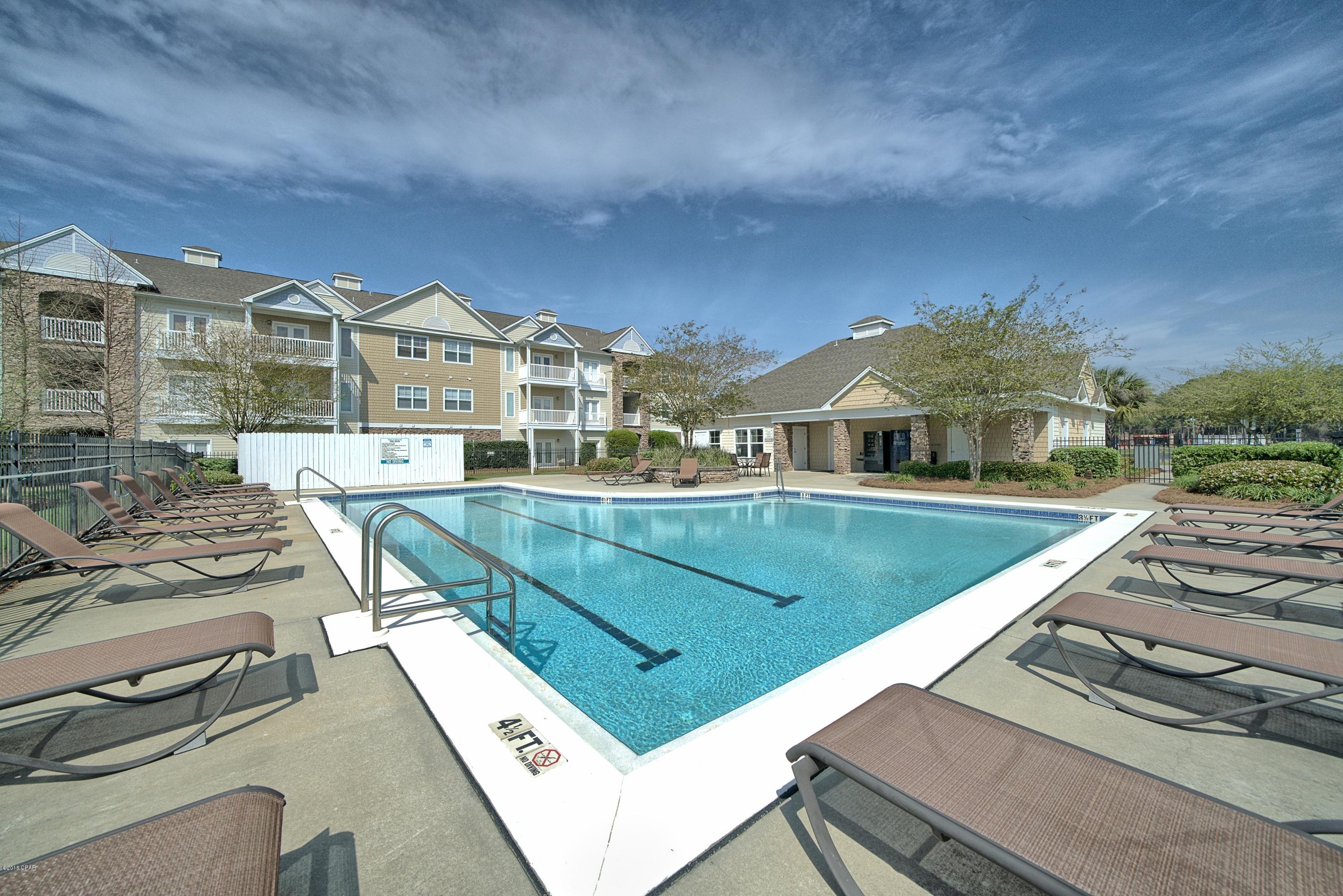 Villas At Suncrest - Residential
