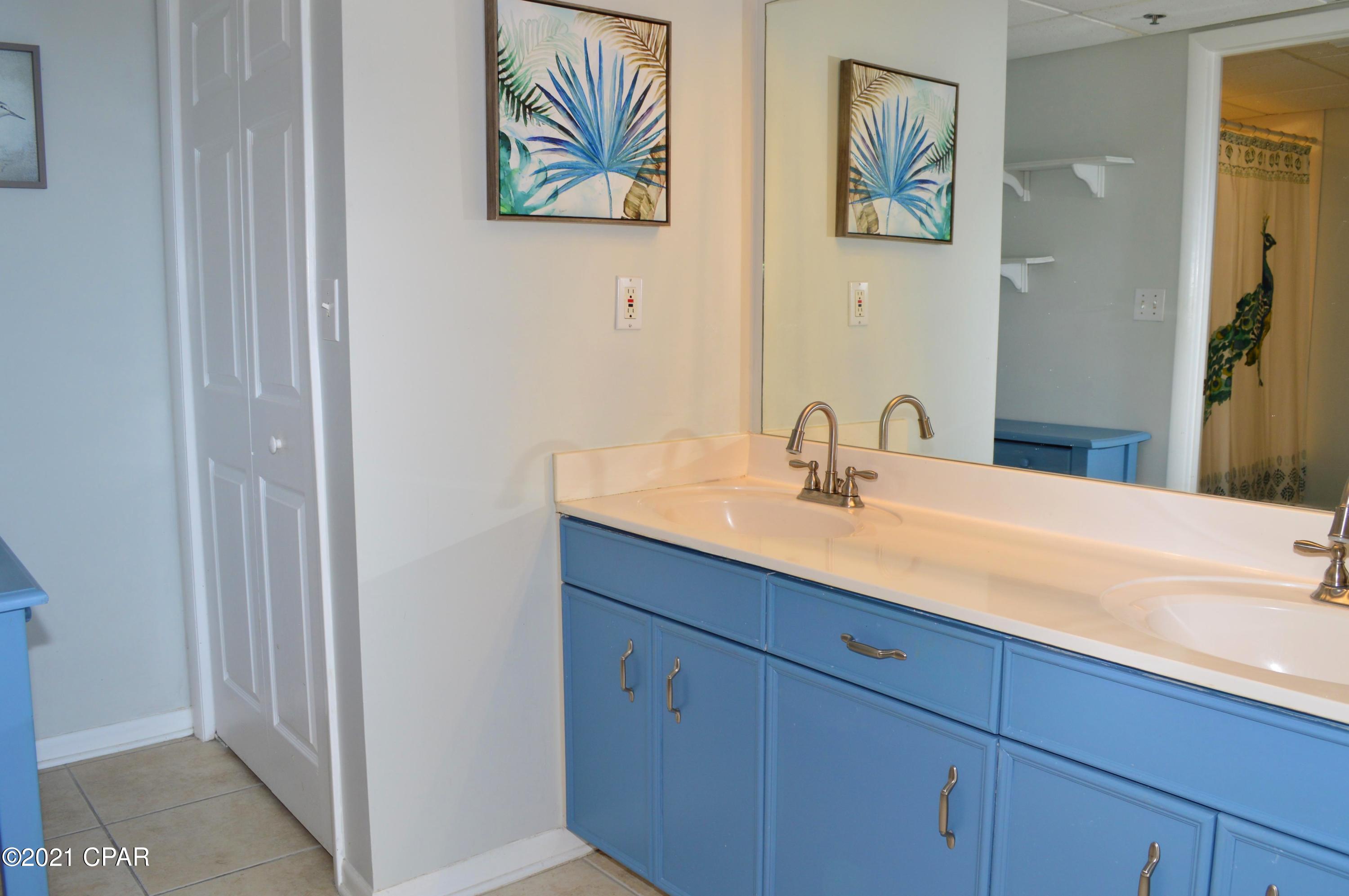 Long Beach Towers I - Residential