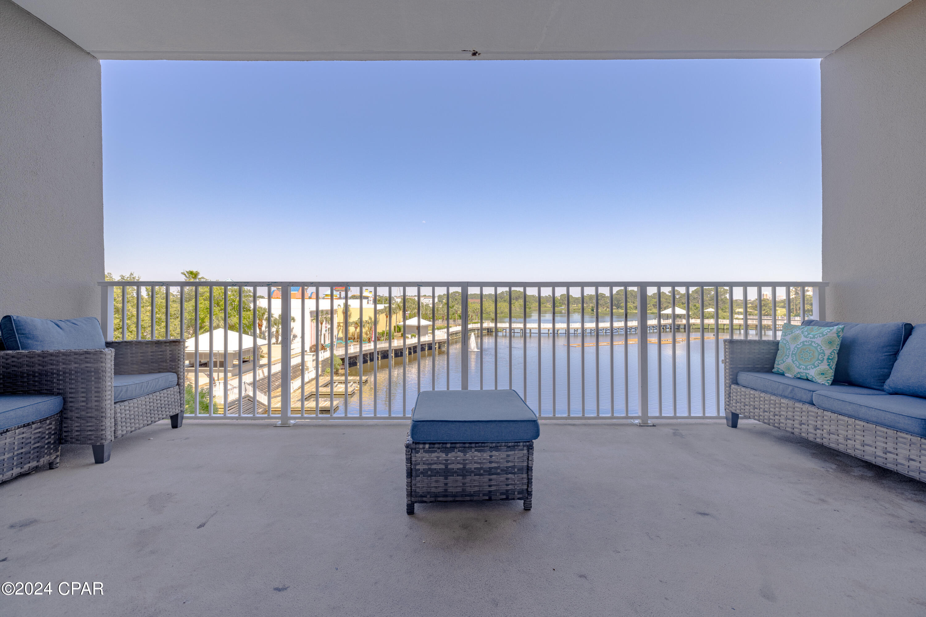 Laketown Wharf - Residential