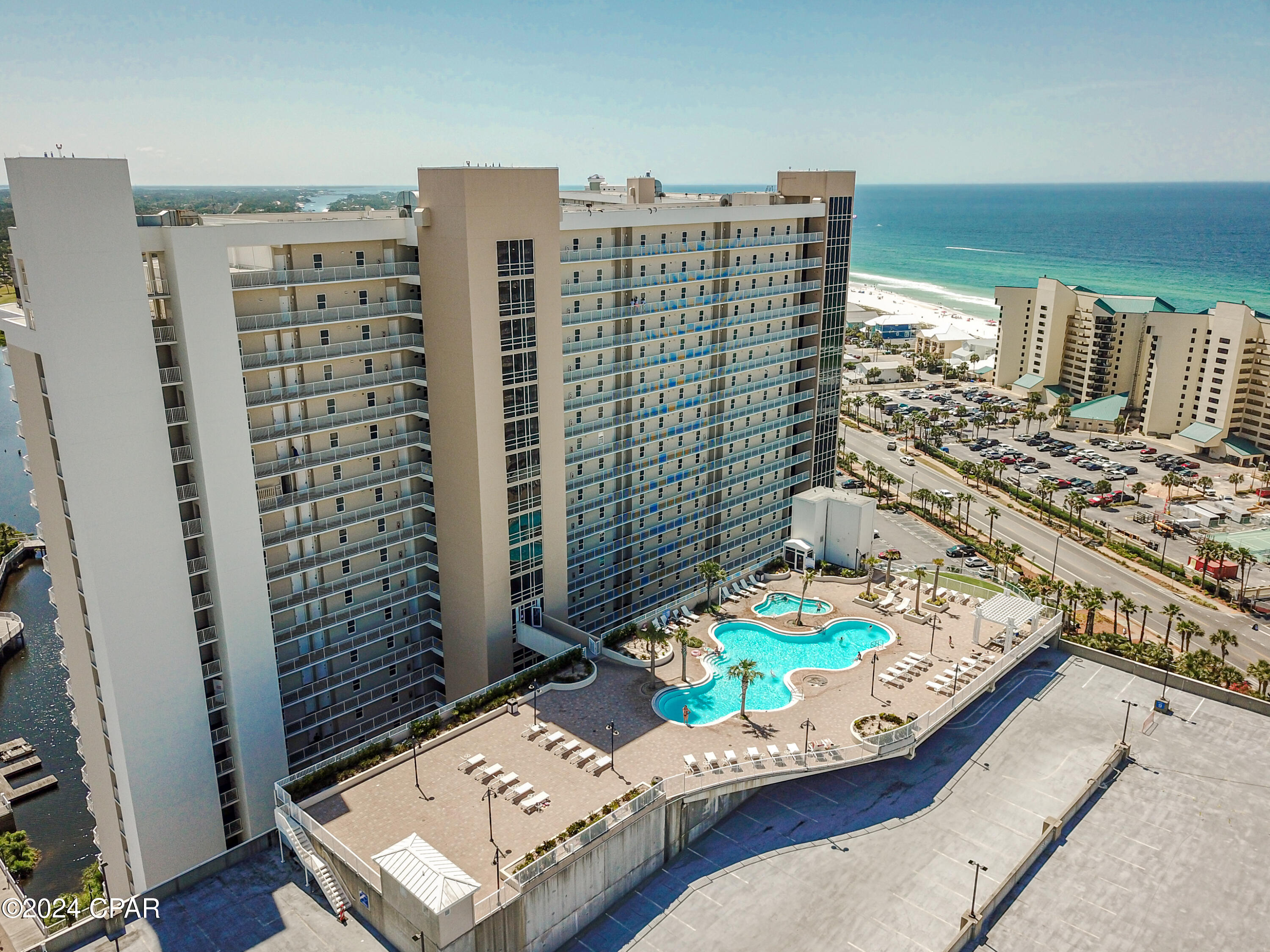 Laketown Wharf - Residential