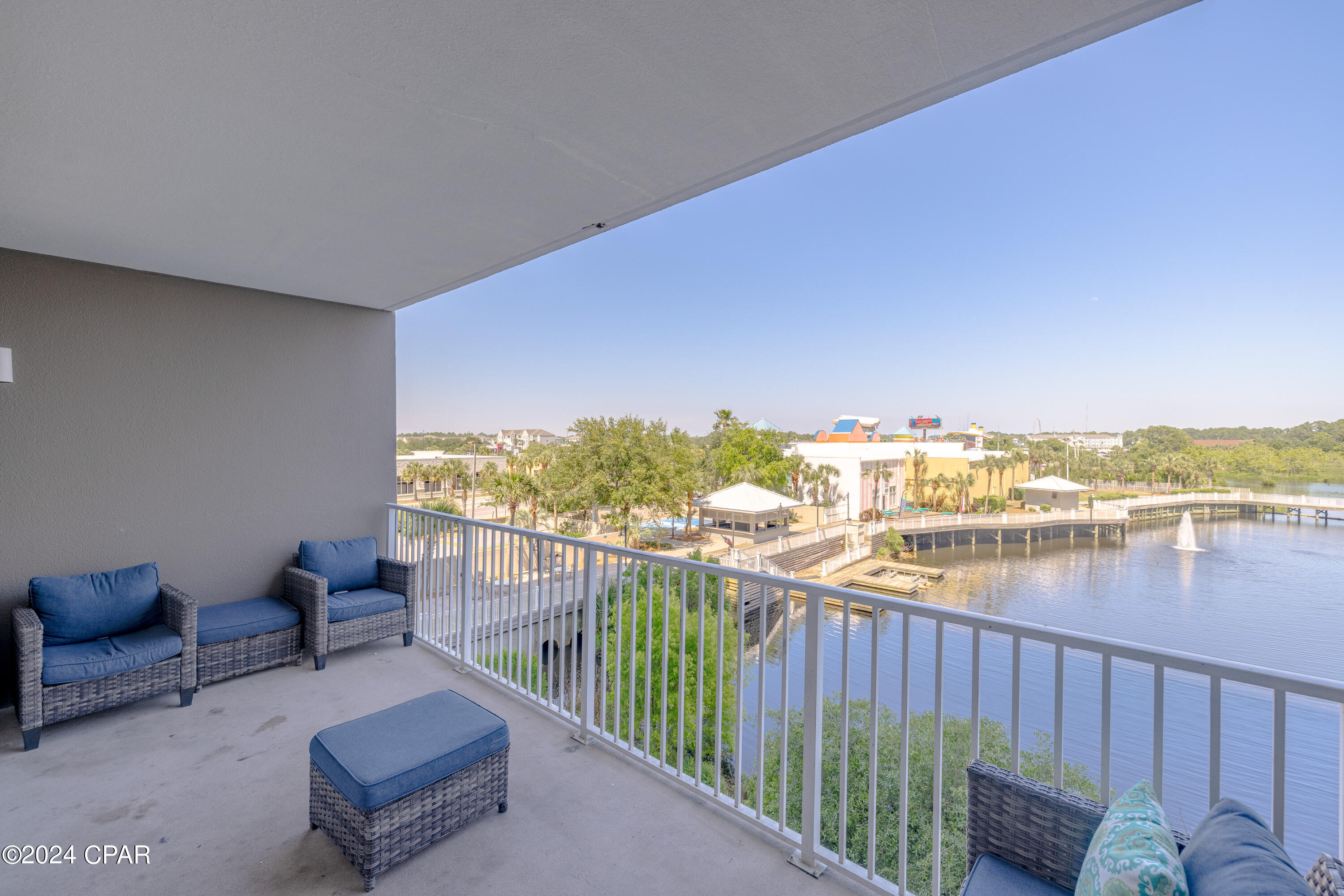 Laketown Wharf - Residential