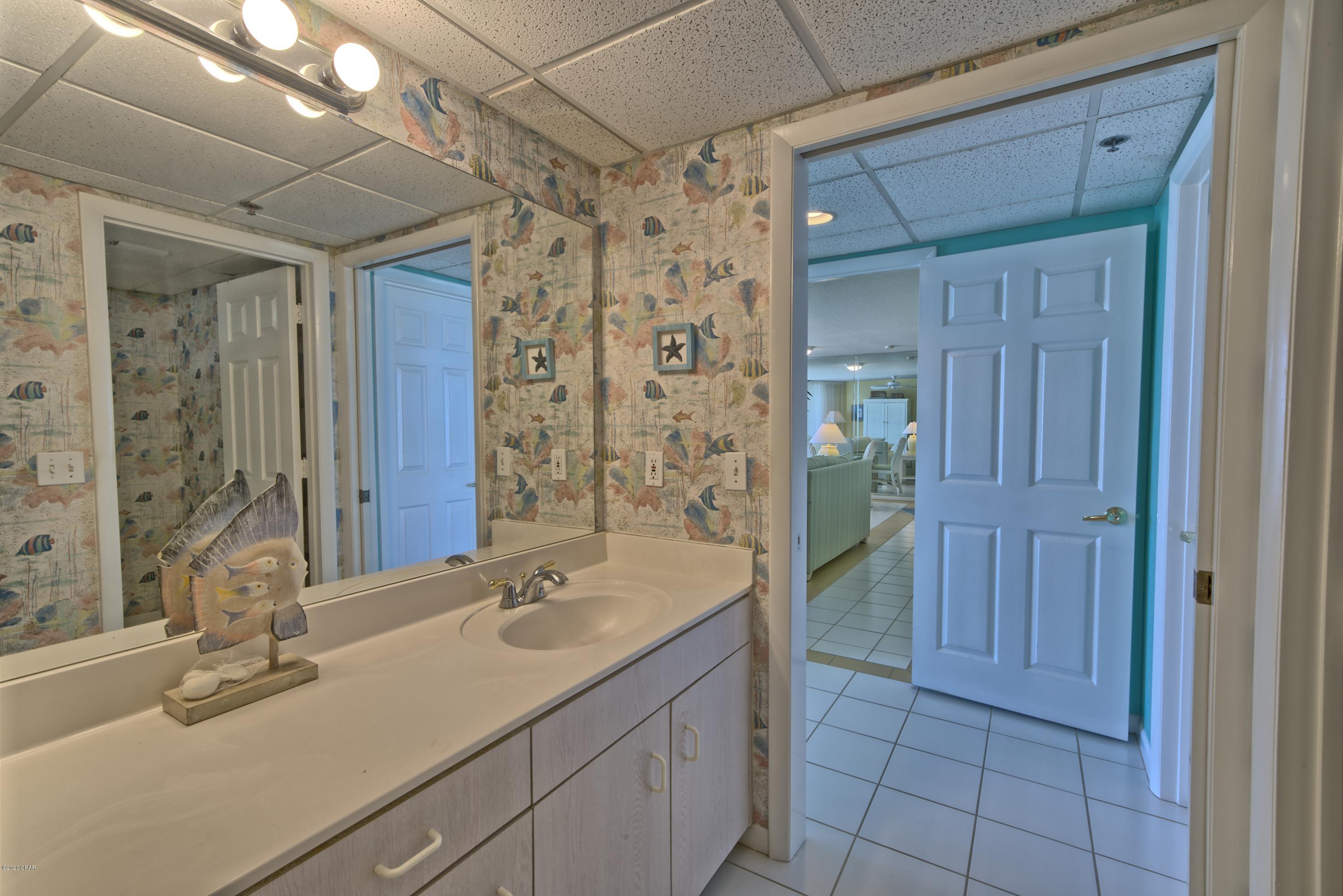 Long Beach Towers III - Residential