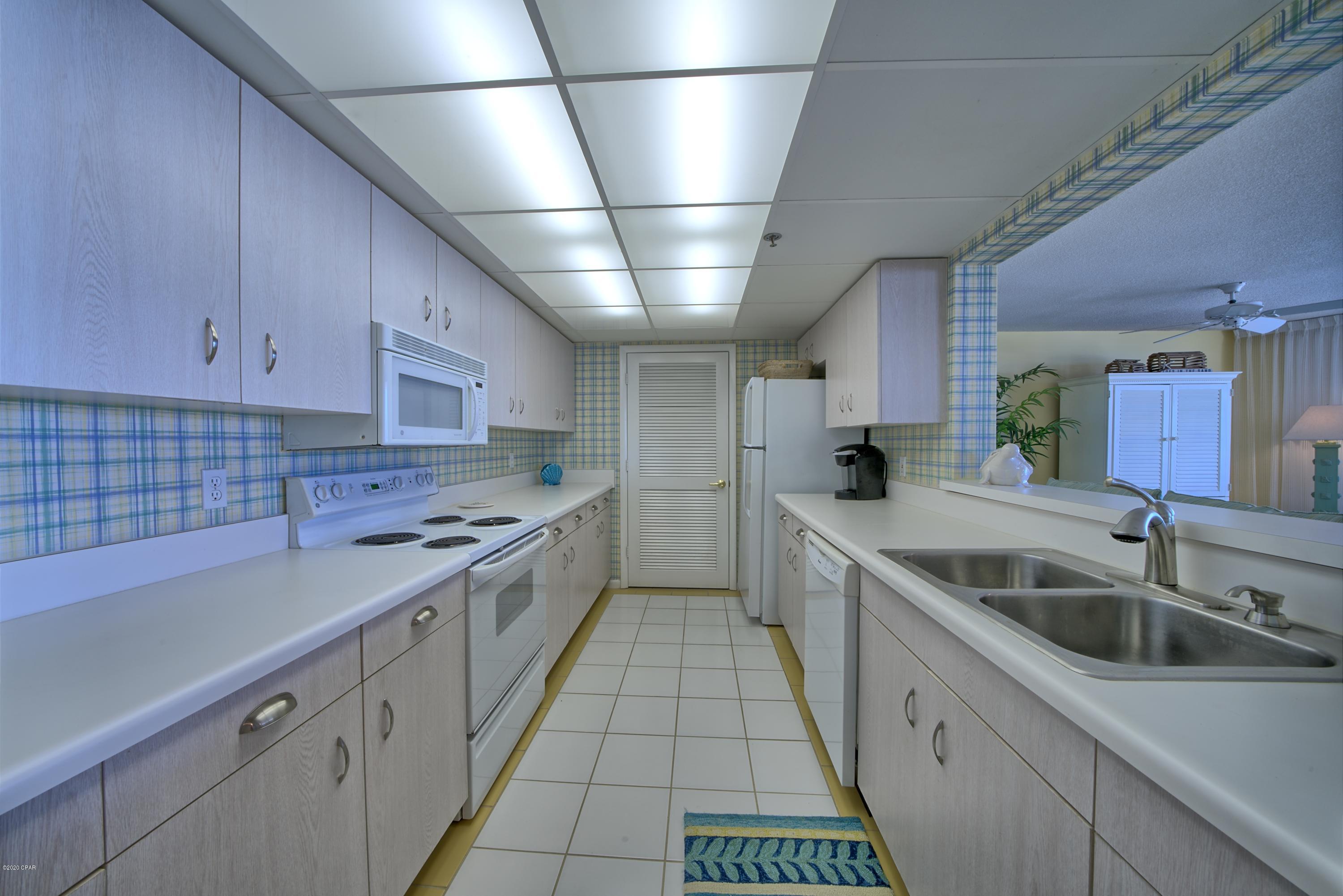 Long Beach Towers III - Residential