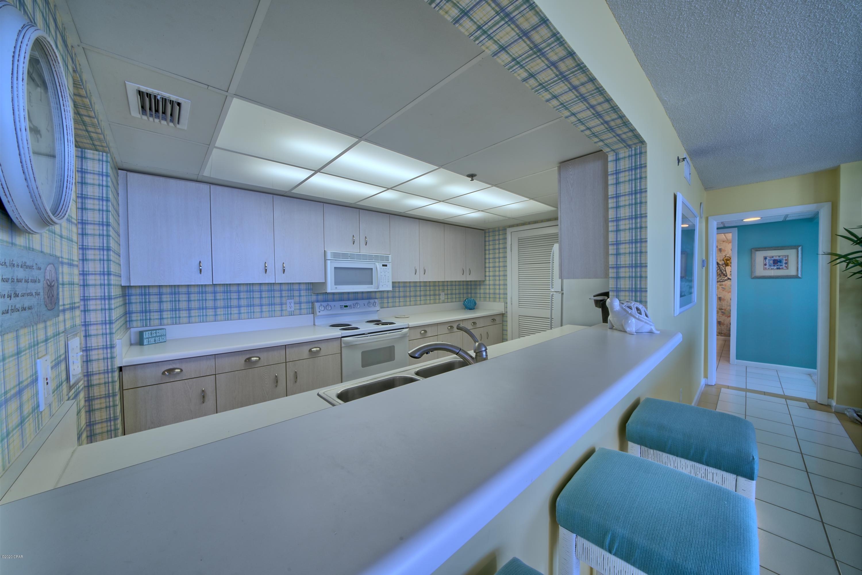 Long Beach Towers III - Residential