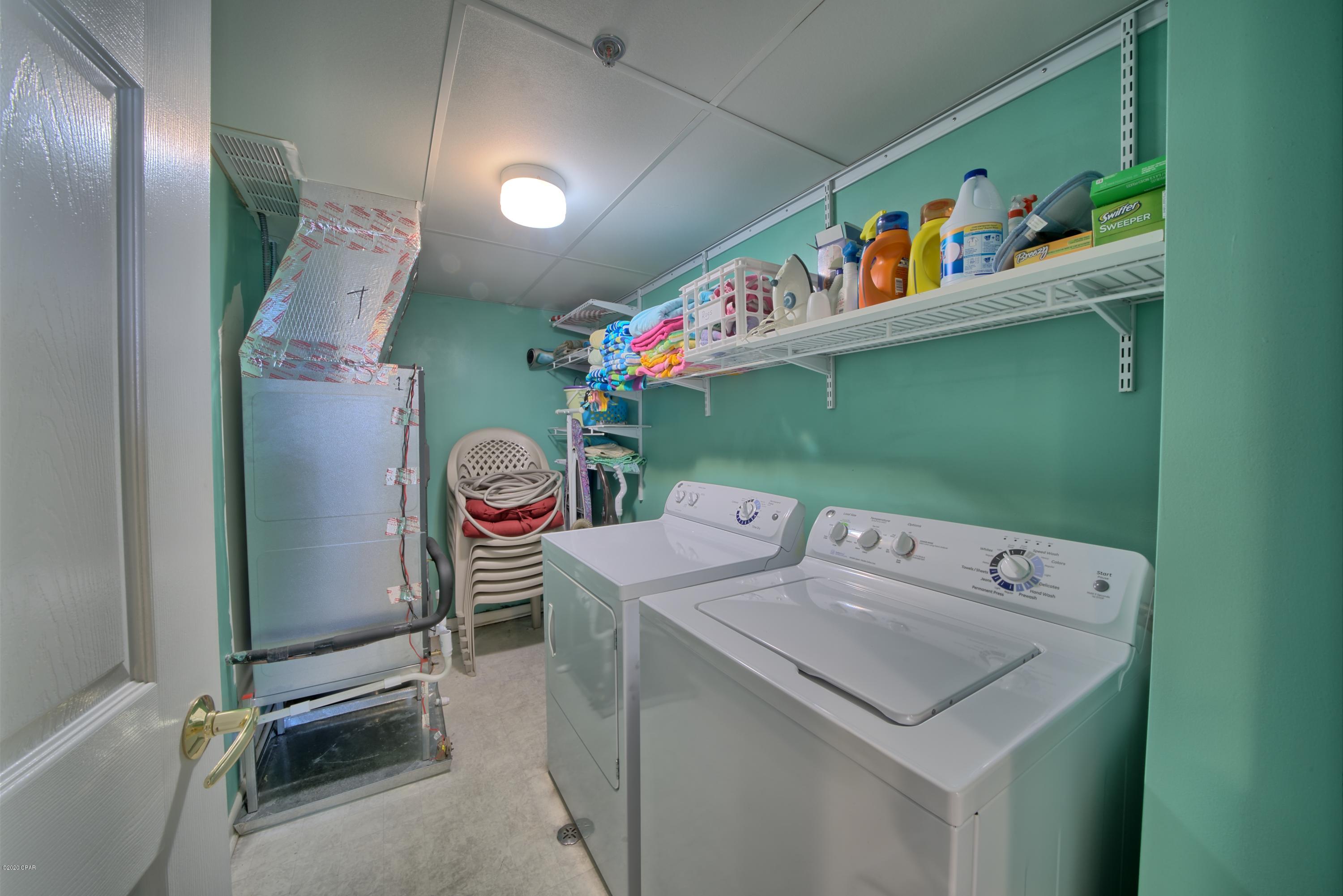 Long Beach Towers III - Residential