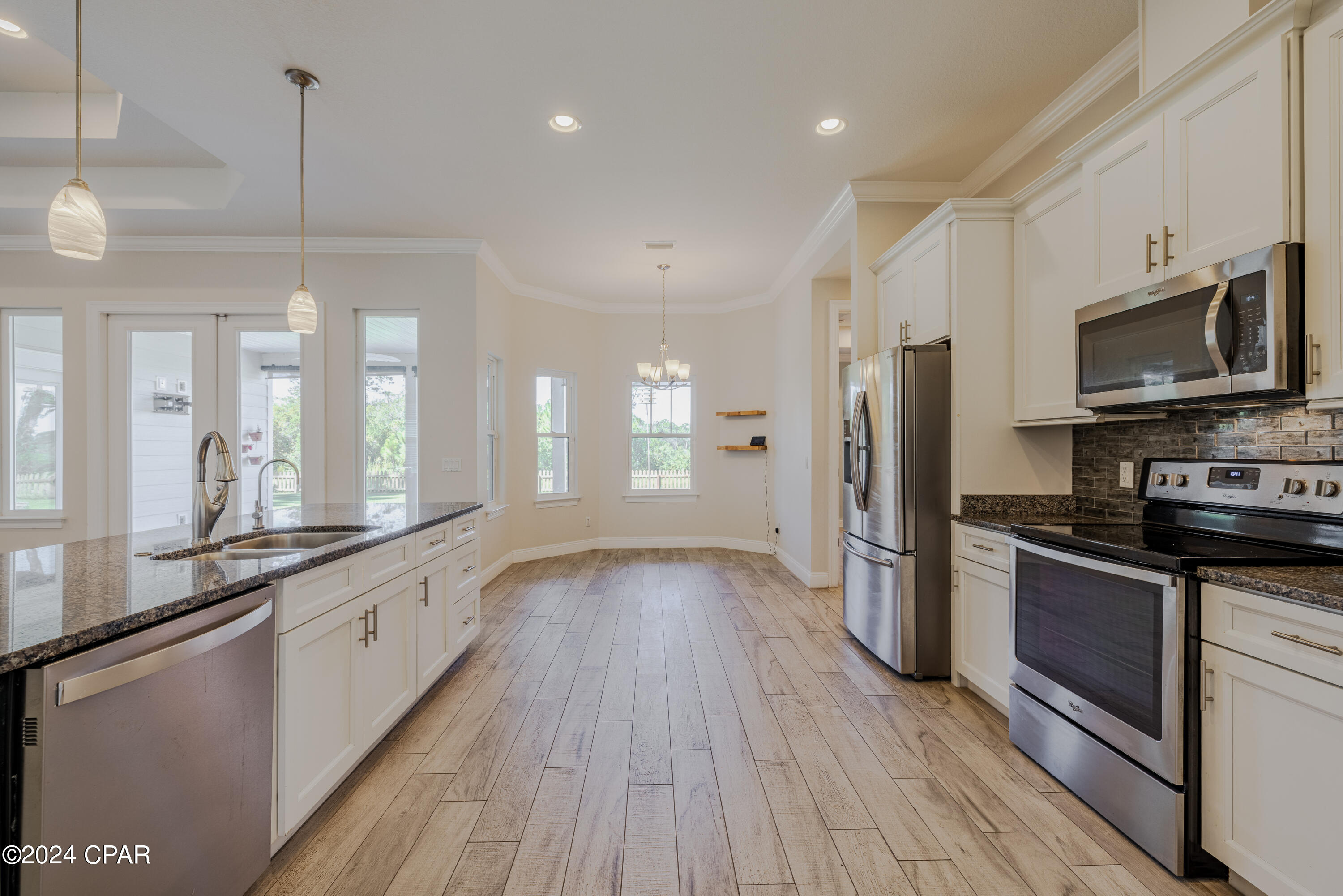 Colony Club - Residential