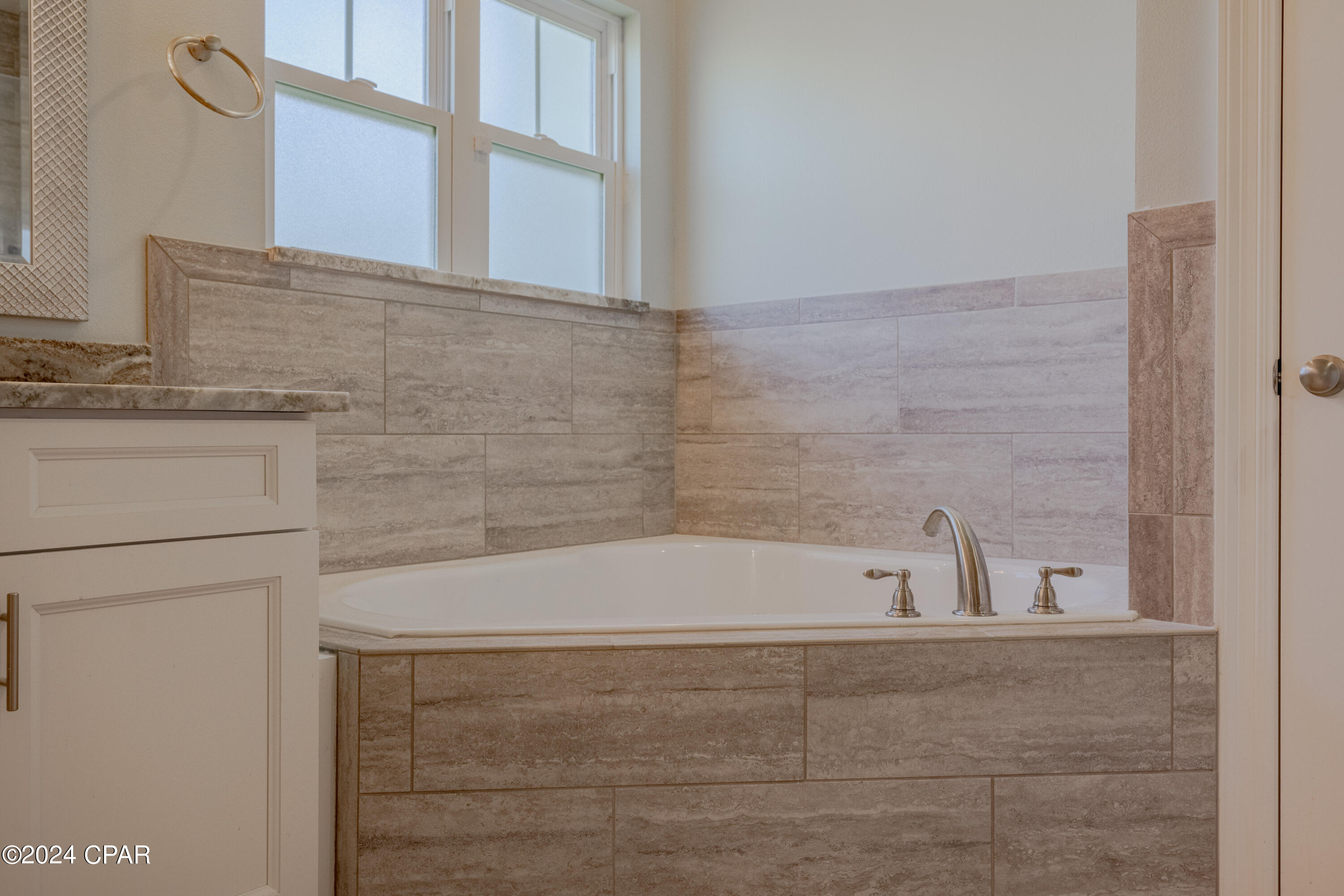 Colony Club - Residential