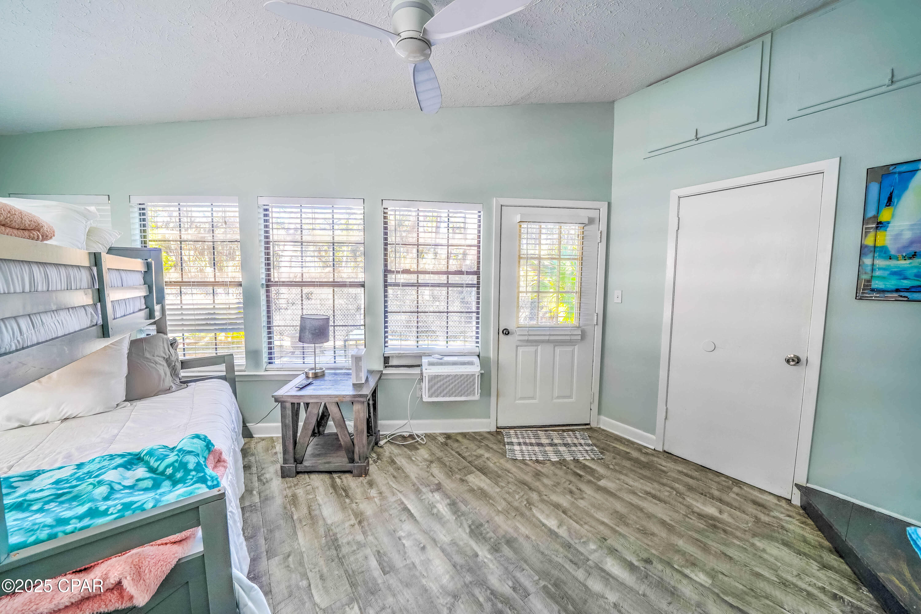 Venture Out Travel Trail - Residential