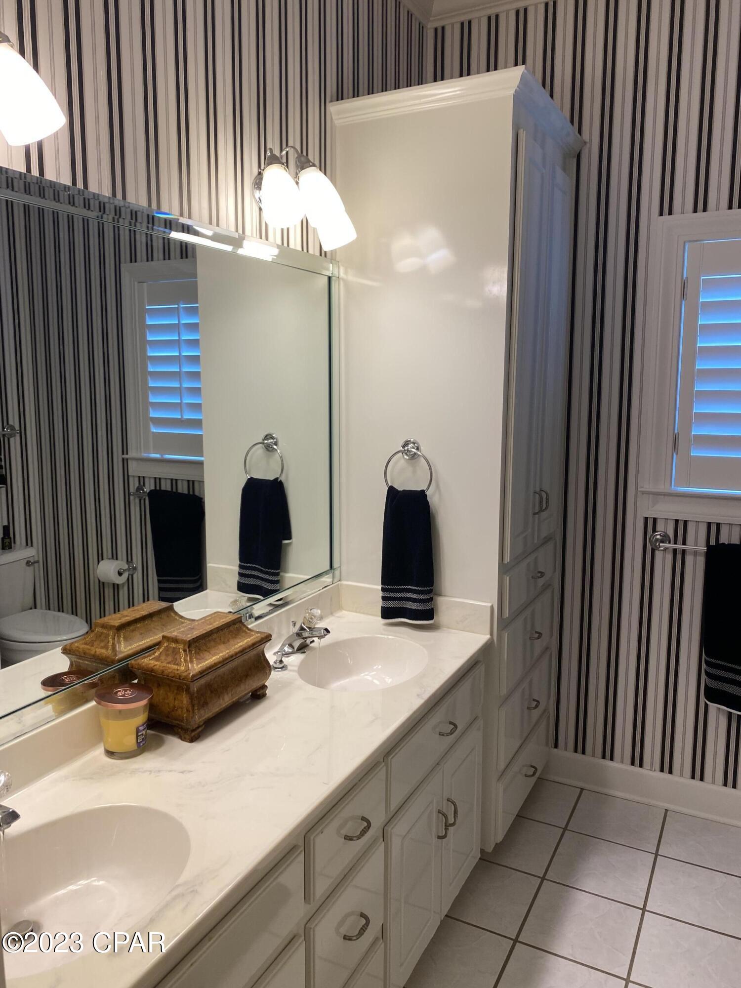 North Oaks - Residential
