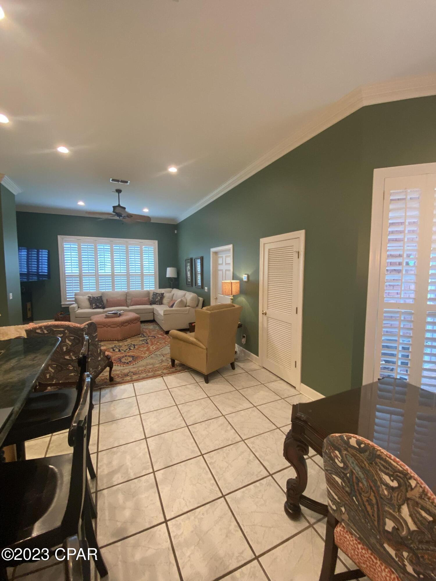 North Oaks - Residential