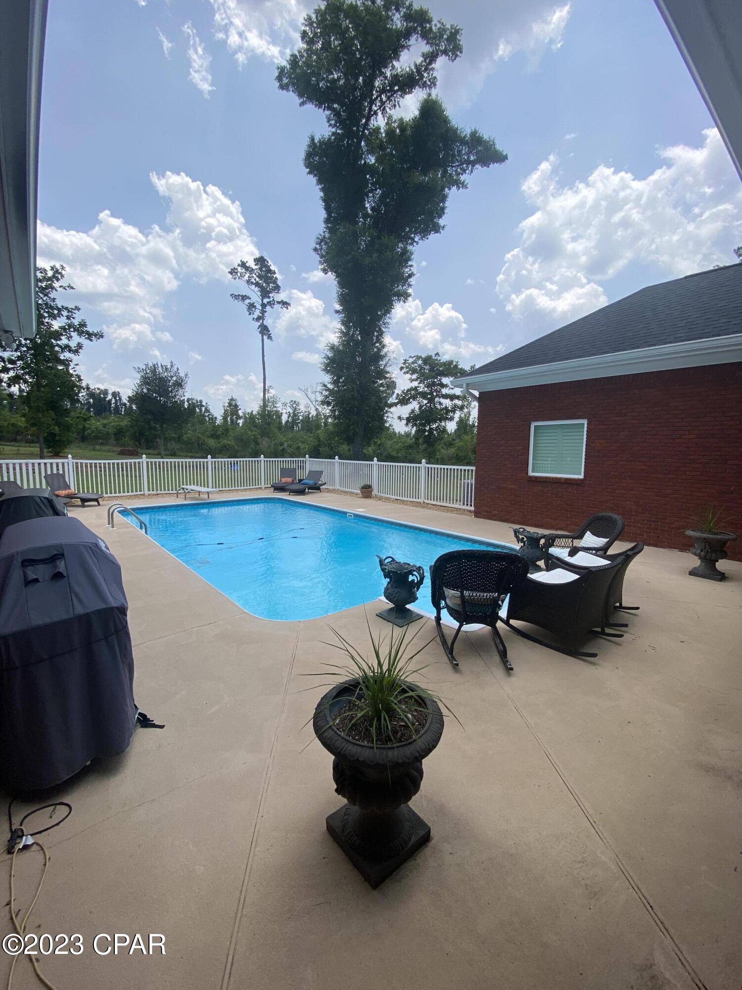 North Oaks - Residential