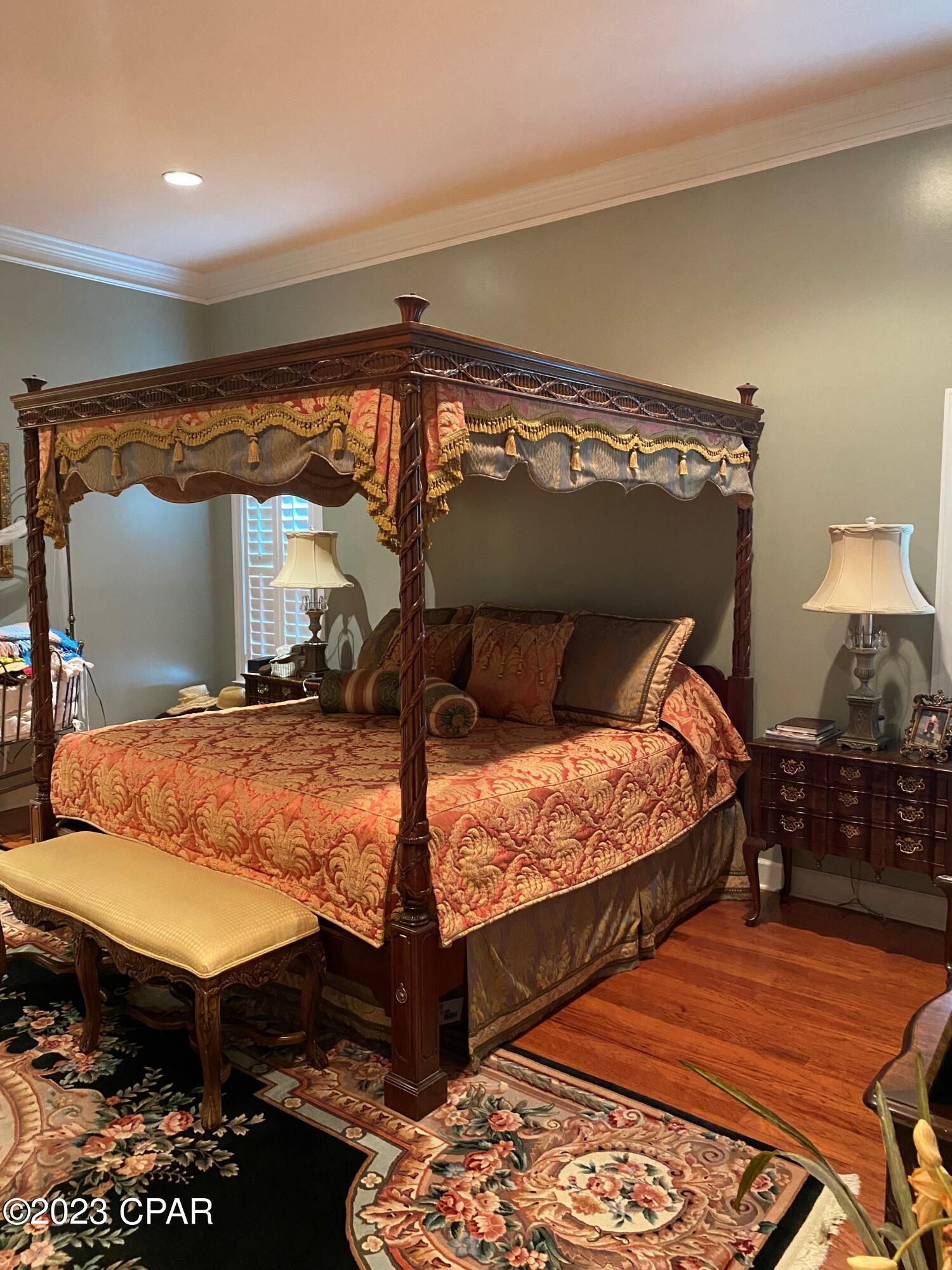 North Oaks - Residential