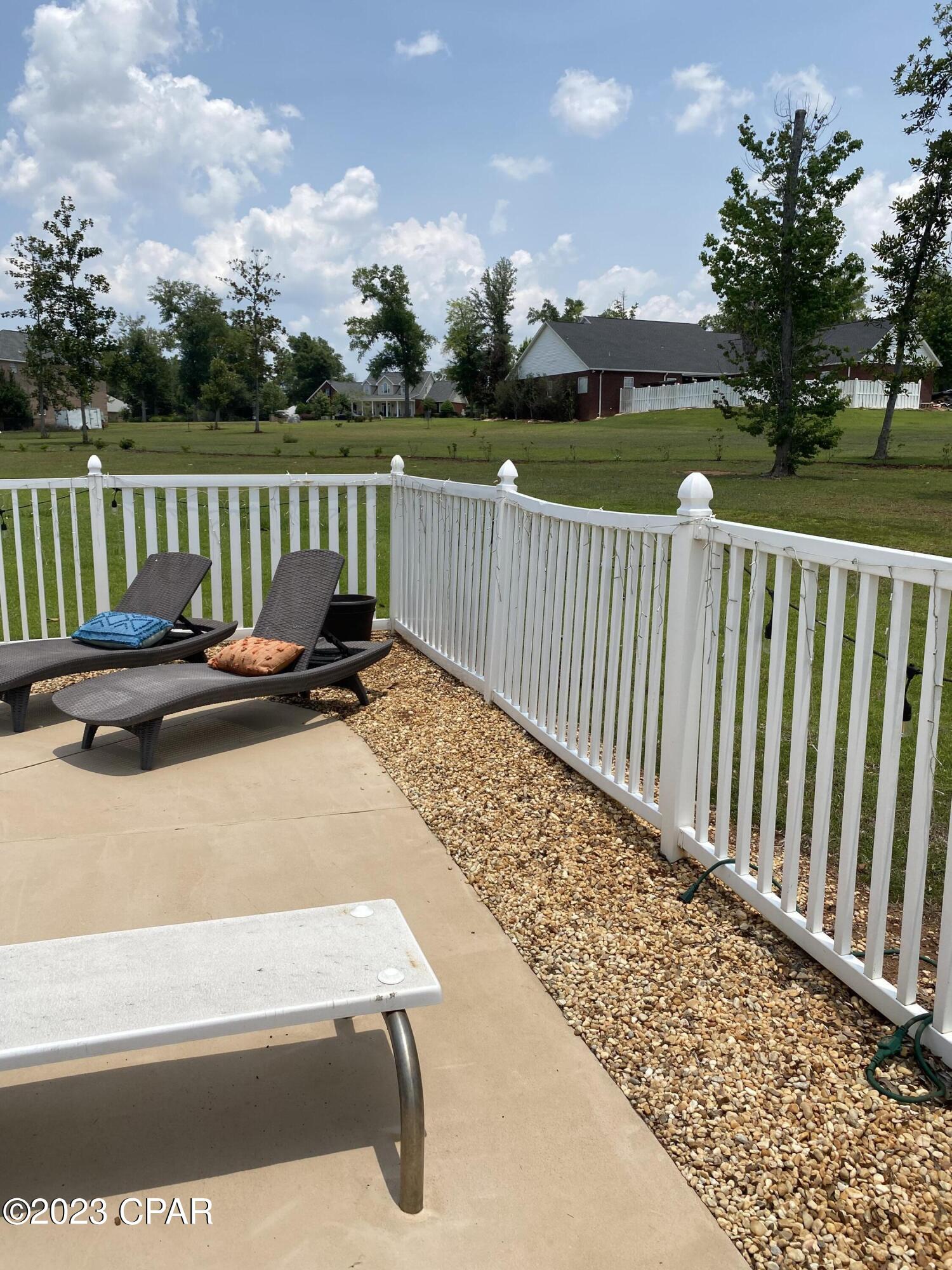 North Oaks - Residential