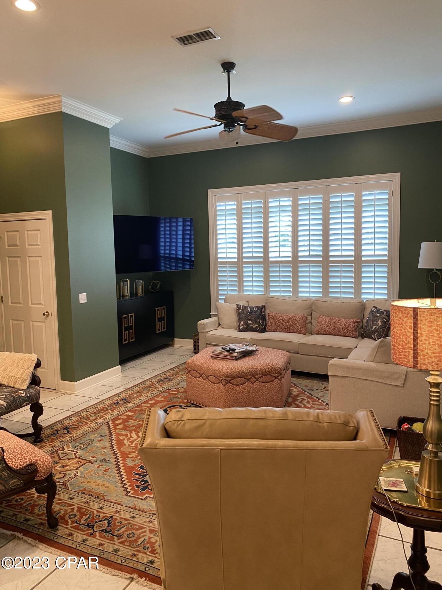 North Oaks - Residential