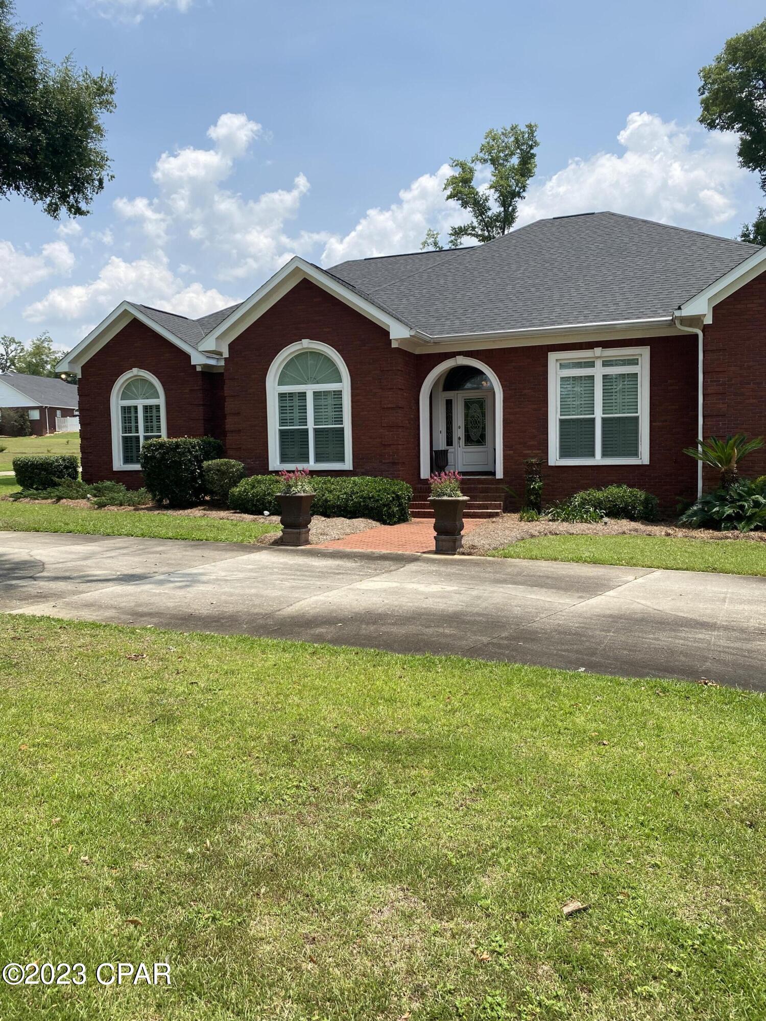 North Oaks - Residential