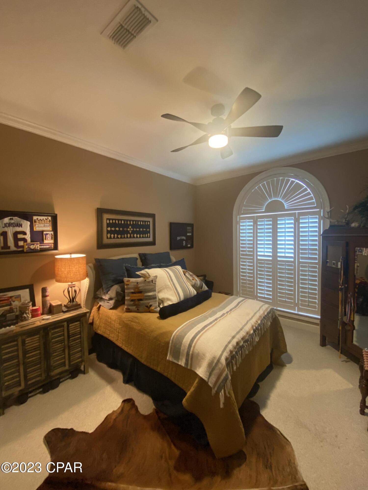 North Oaks - Residential