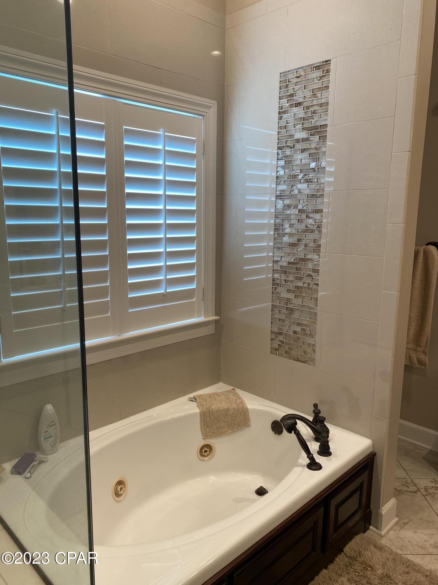 North Oaks - Residential