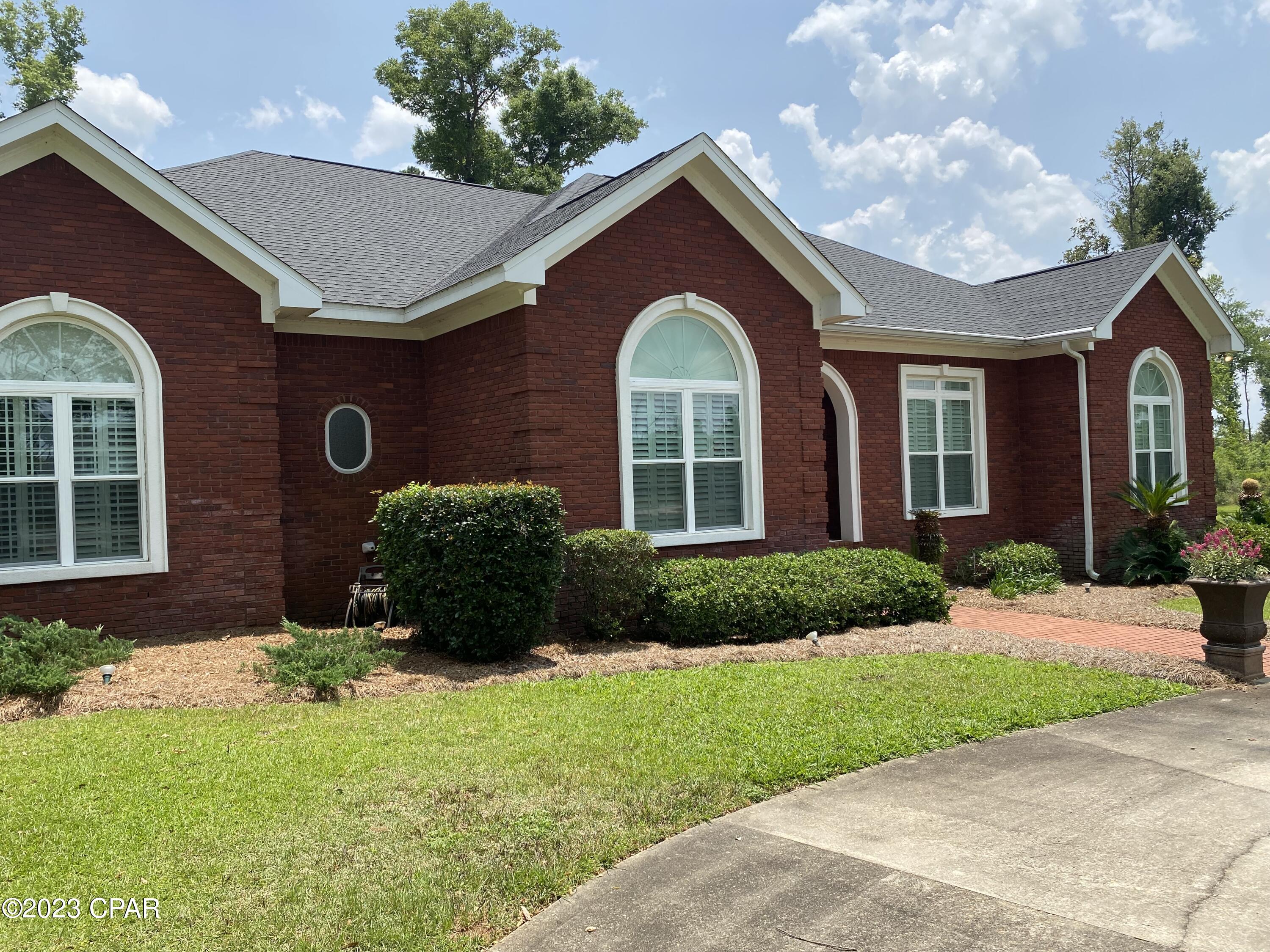 North Oaks - Residential