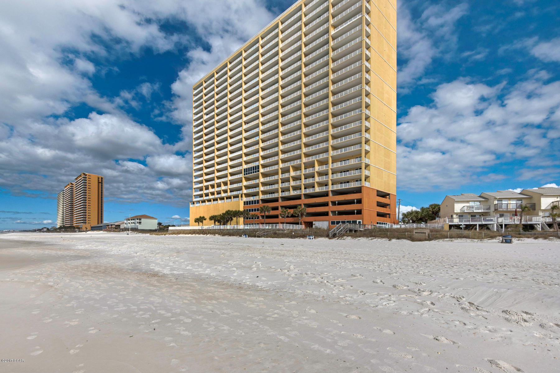 Tropic Winds - Residential