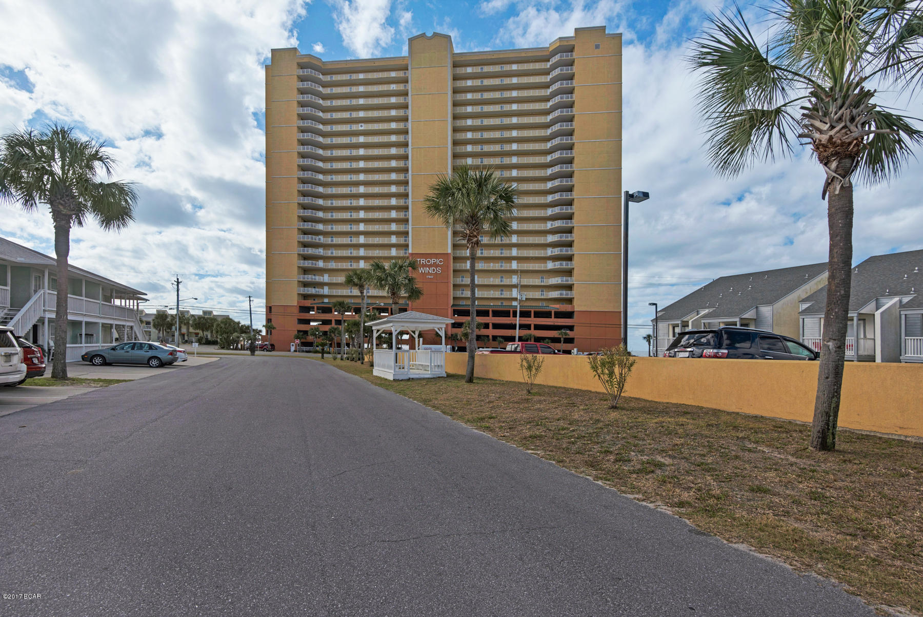 Tropic Winds - Residential