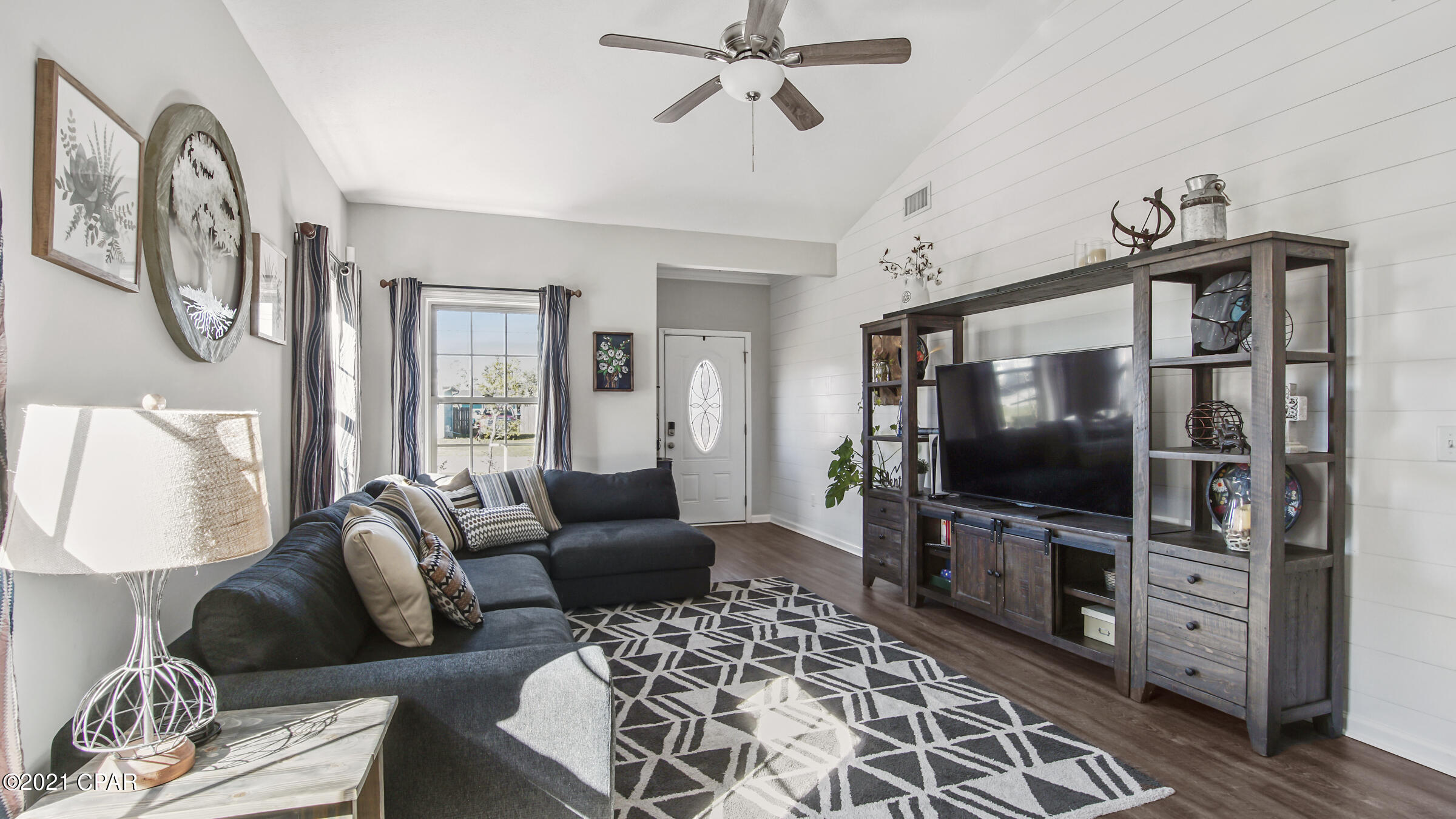 Sheffields 2nd - Residential