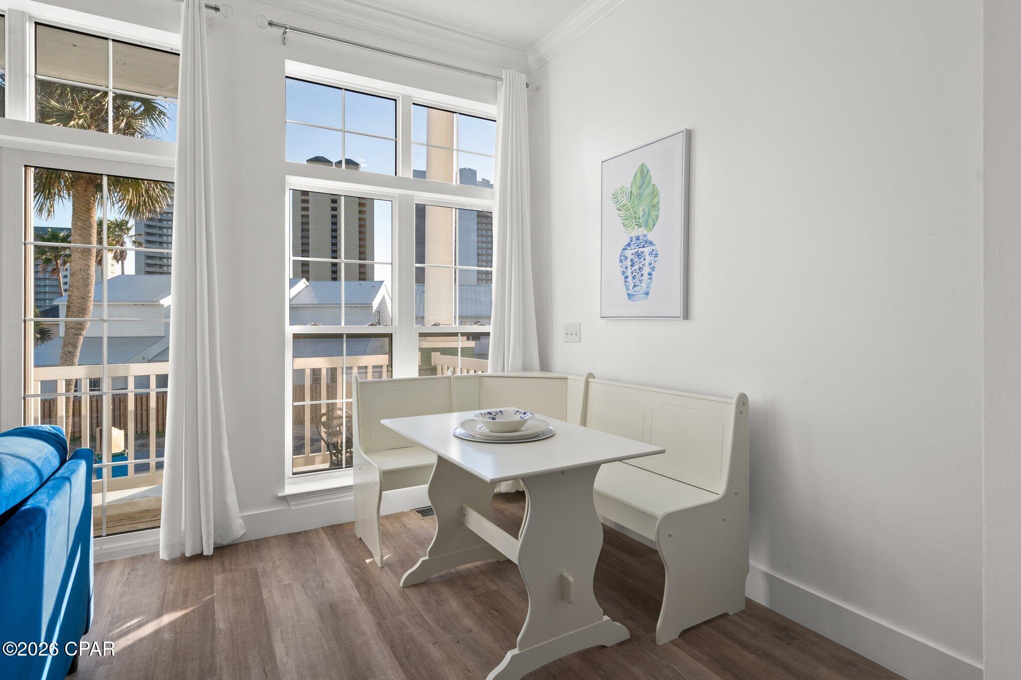 Long Beach 3rd - Residential