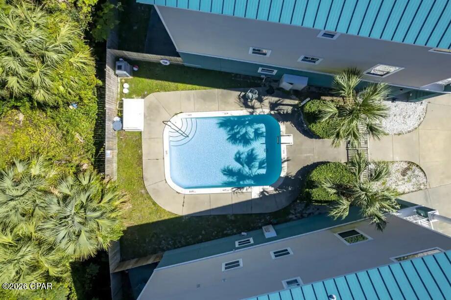 Long Beach 3rd - Residential