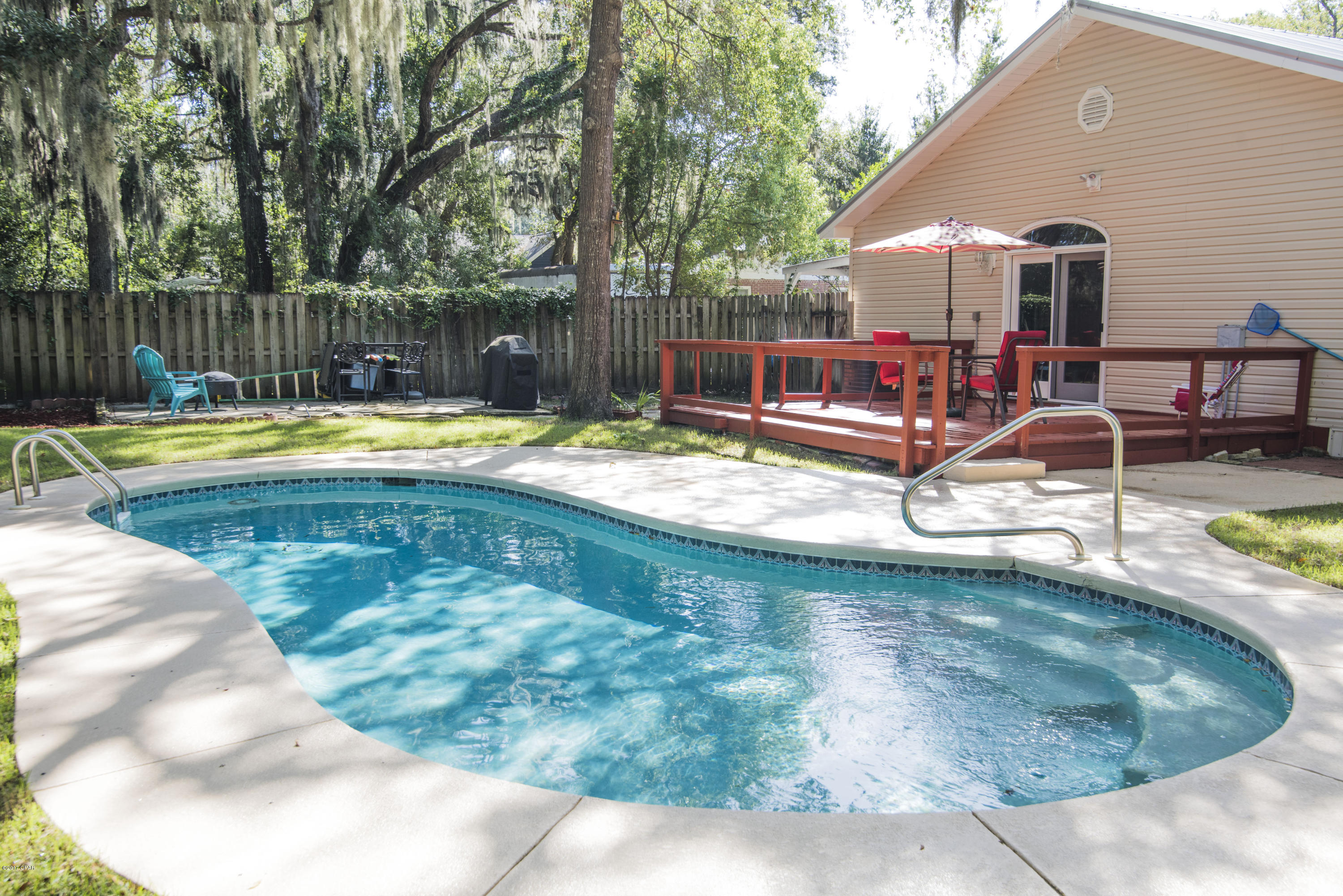 Sudduths 1st Add - Residential