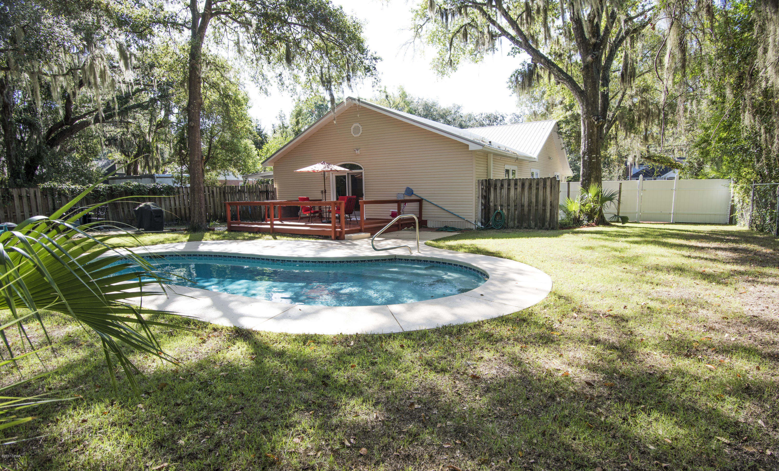 Sudduths 1st Add - Residential