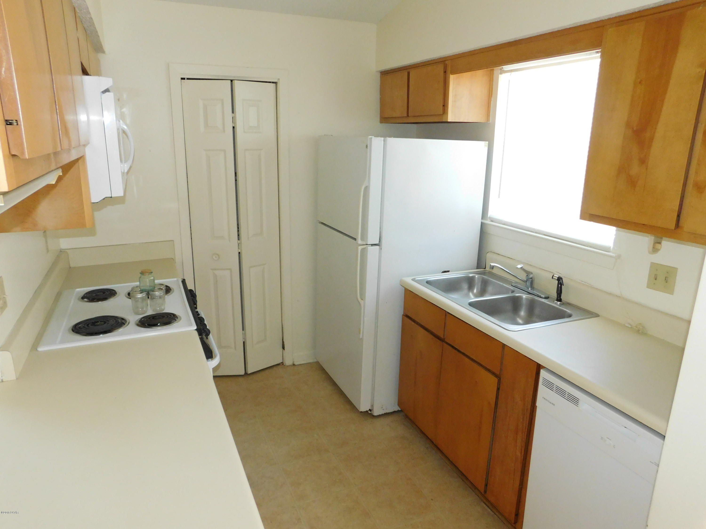 Biltmore Beach 1st Add - Residential