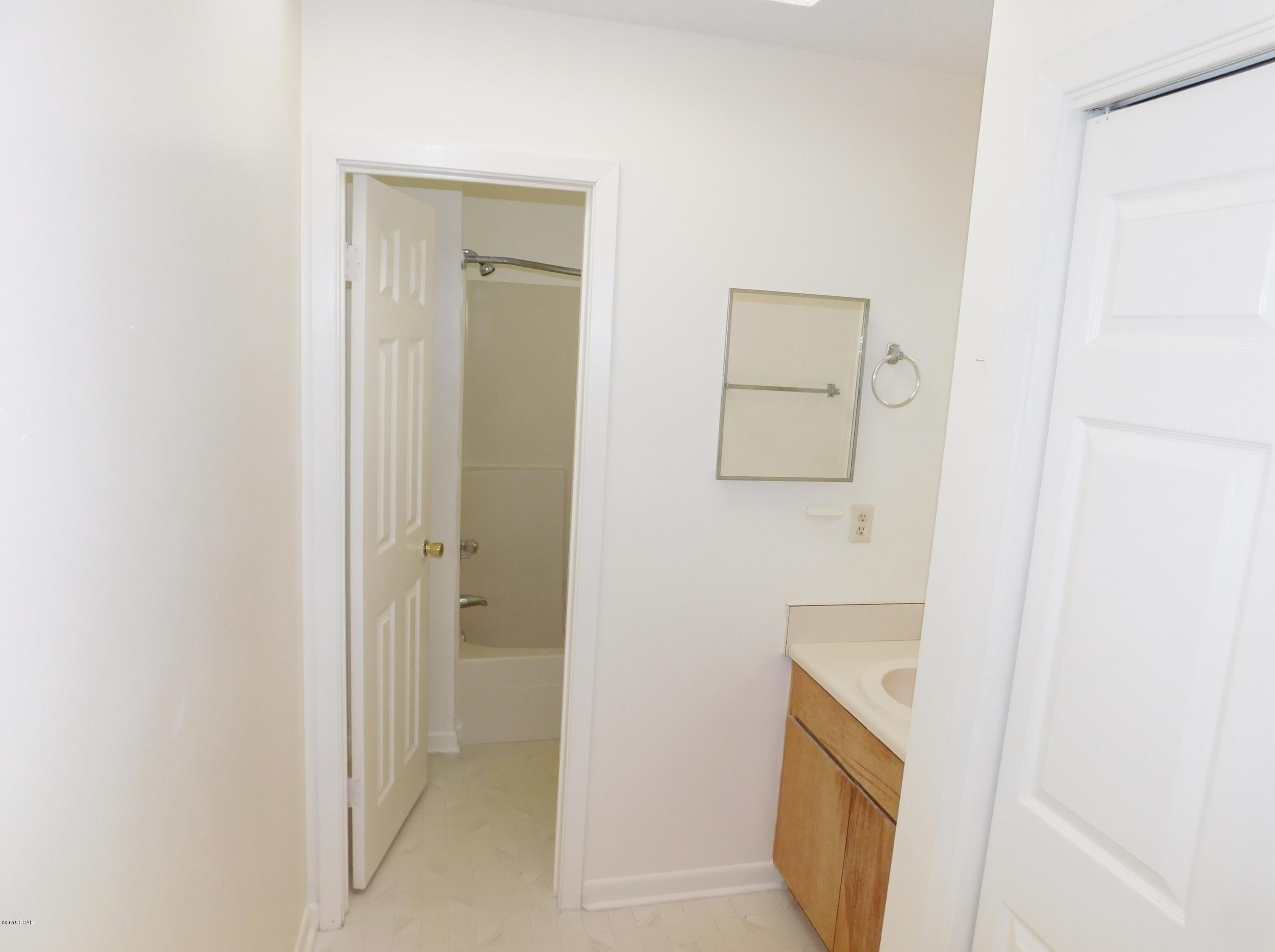 Biltmore Beach 1st Add - Residential